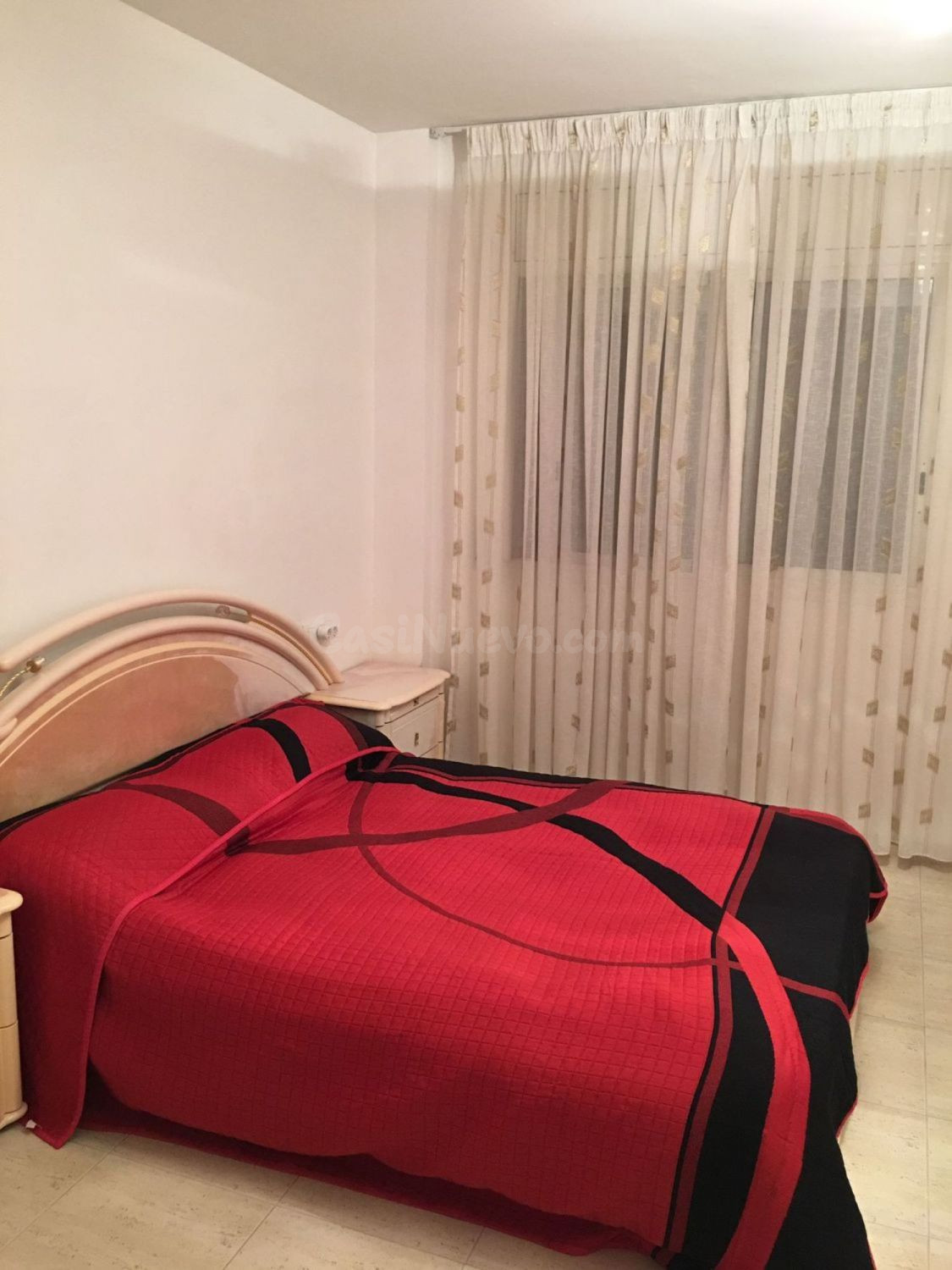 Precioso piso de 2 habitaciones, un baño, cocina, salón y ba - foto 5