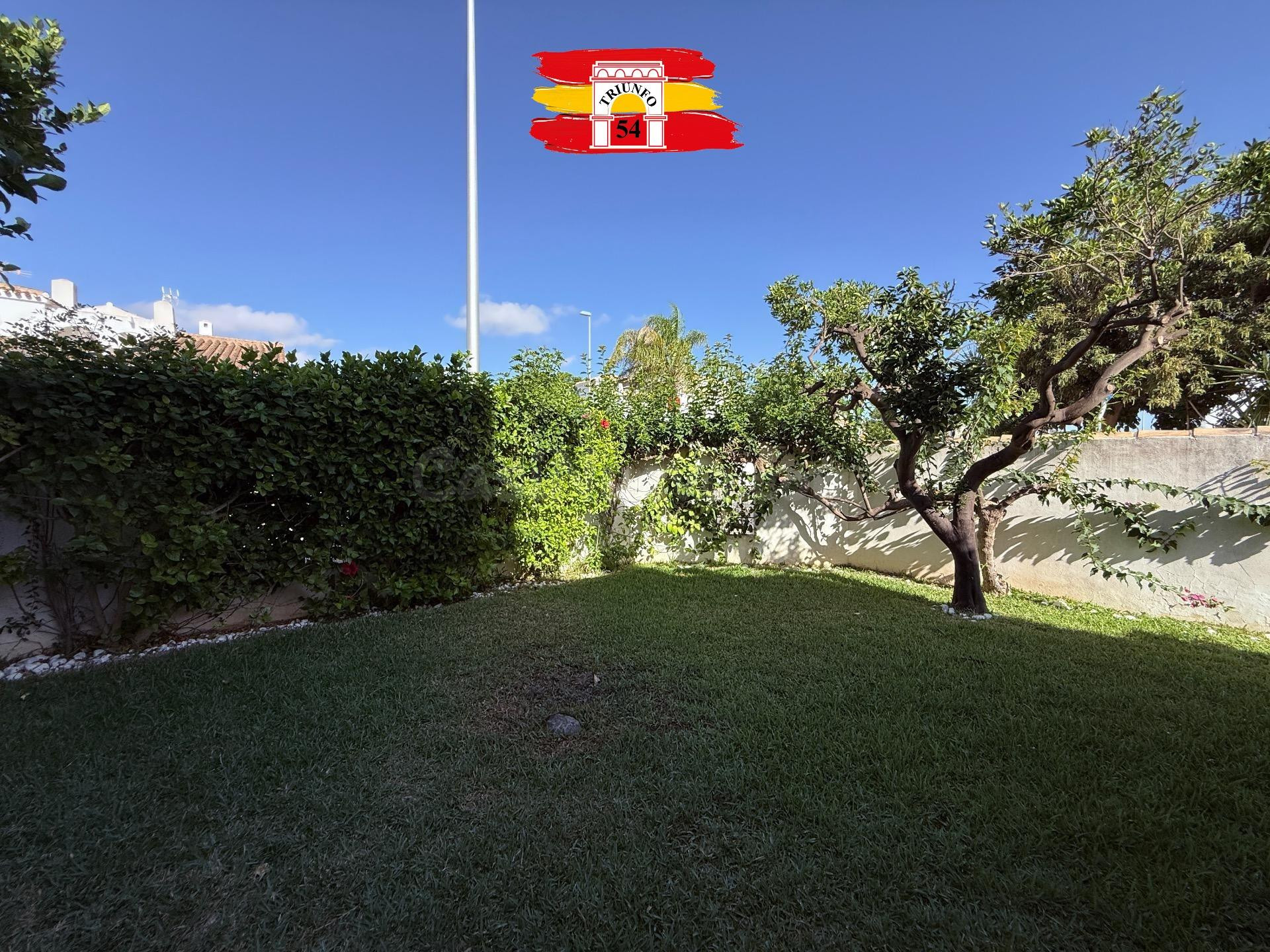 Bungalow Planta Baja Urbanización Pueblo Latino - foto 4