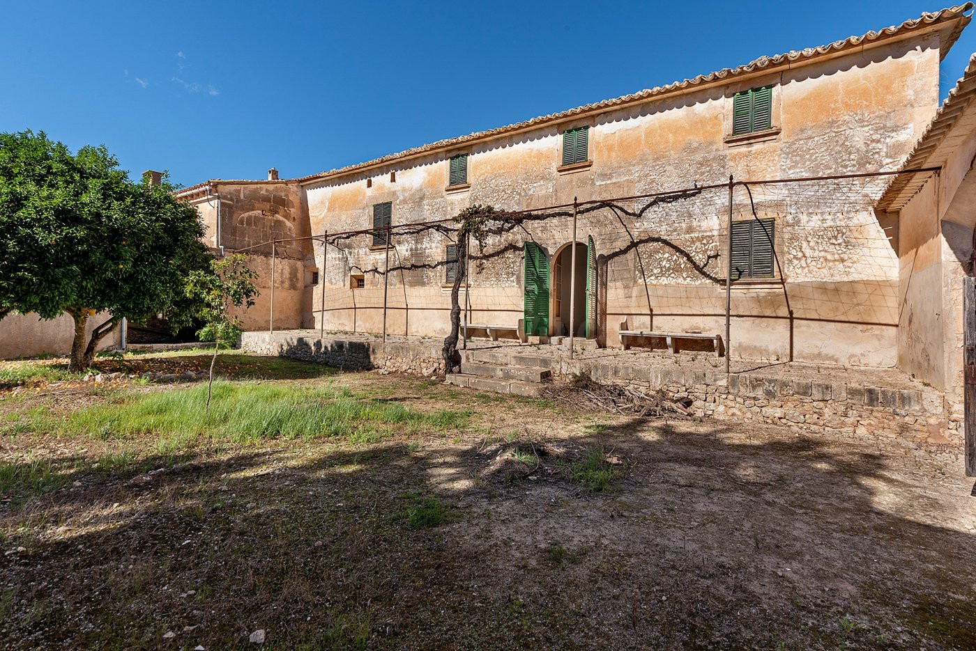 ESPECTACULAR POSESIÓN MALLORQUINA DEL SIGLO XVIII EN ALGAIDA.