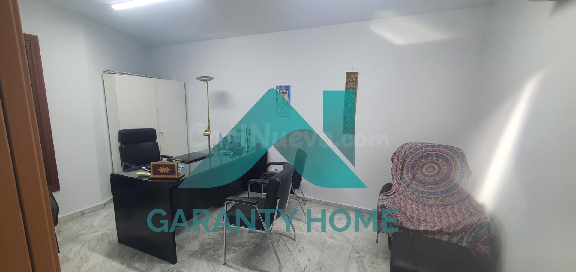 SE ALQUILA LOCAL CON DOS DESPACHOS EN ZONA SAN JUAN