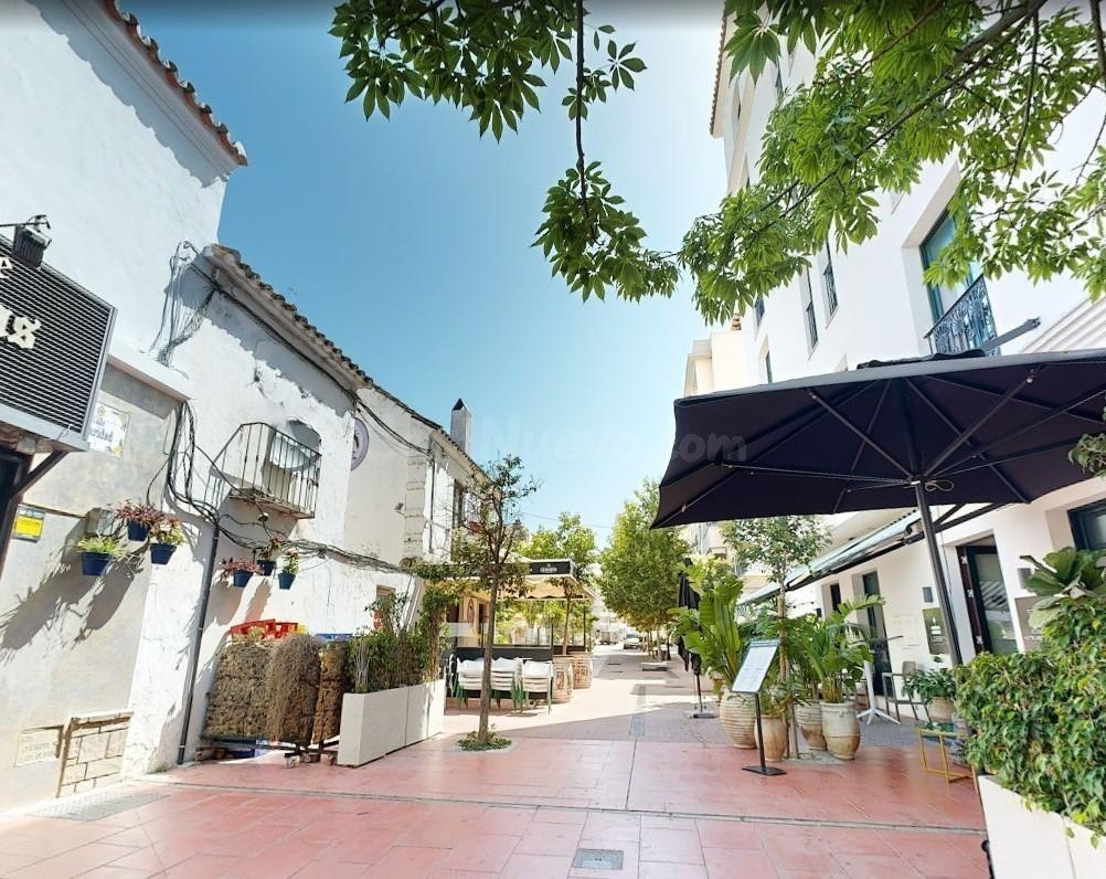 Parcela en venta en Estepona | CABANILLAS REAL ESTATE