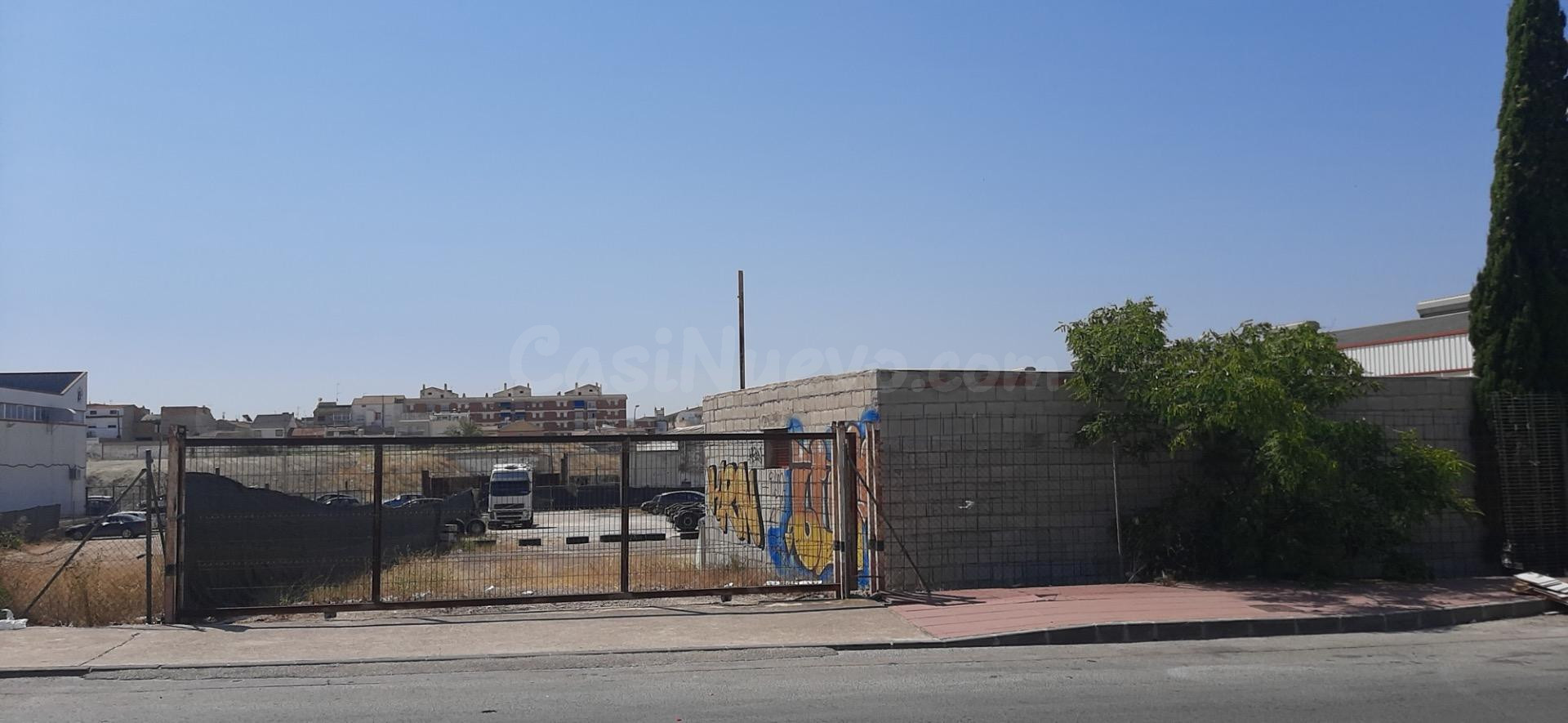 PARCELA EN POLIGONO INDUSTRIAL EL TAPIADO (MOLINA DE SEGURA) - foto 2