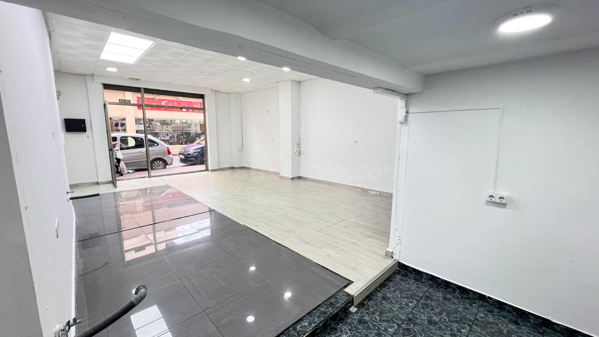 BAJO COMERCIAL JUNTO A PLAZA DE EUROPA, MOLINA DE SEGURA - foto 4