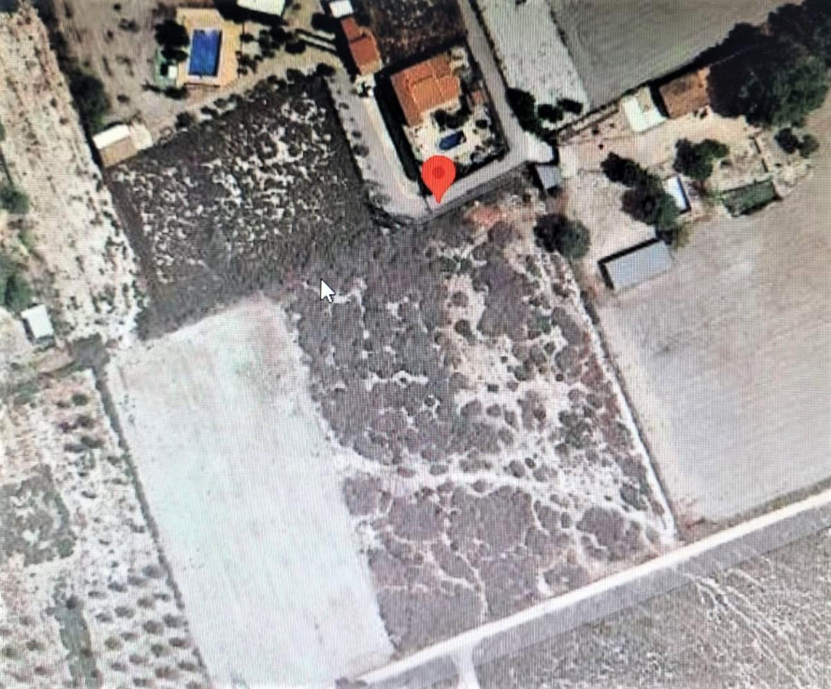 CASA DE DOS PLANTAS CON PATIO Y ALMACEN-EN PUERTO LUMBRERAS