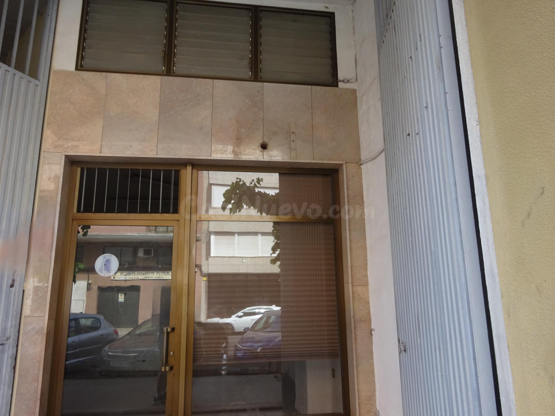 LOCAL COMERCIAL EN ZONA EL BARRANQUET DE VILA-REAL - foto 2