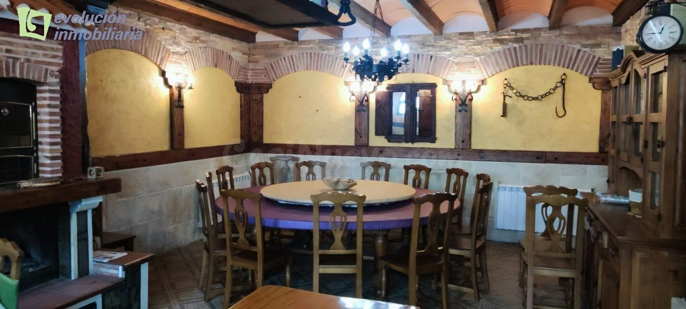 🏡 ¡SE VENDE MERENDERO ESPECTACULAR! EN BRIVIESCA BURGOS. 🍷🍖