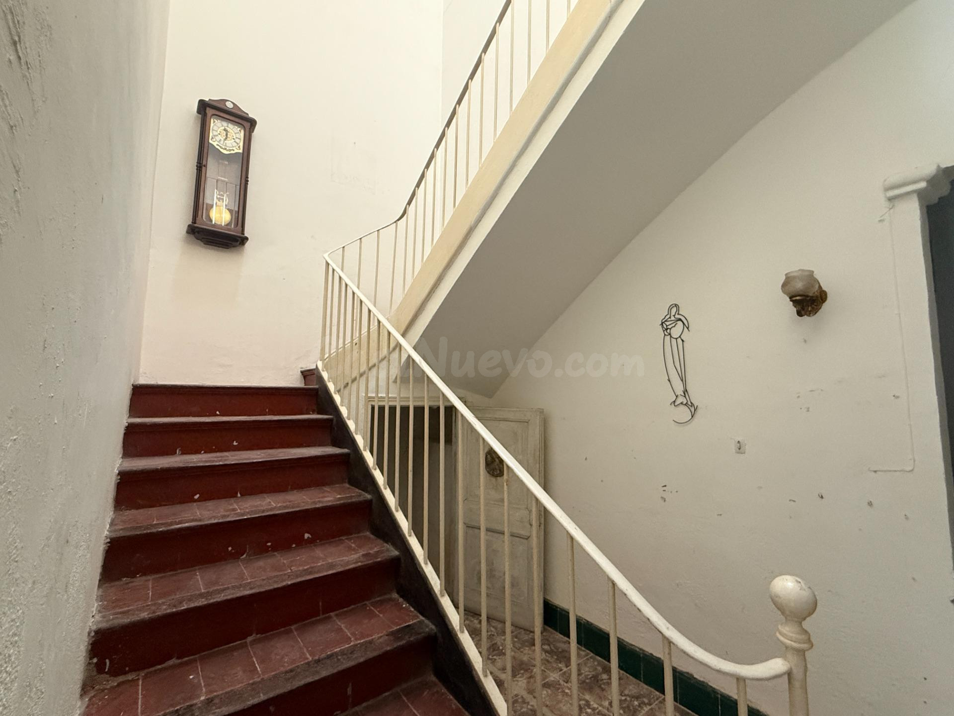 CASA EN EL CENTRO DE SABADELL PARA REFORMAR