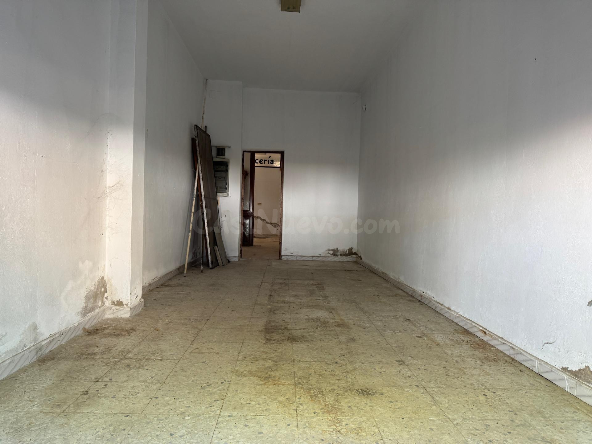 CASABANCO VENDE LOCAL COMERCIAL EN ALMENDRALEJO