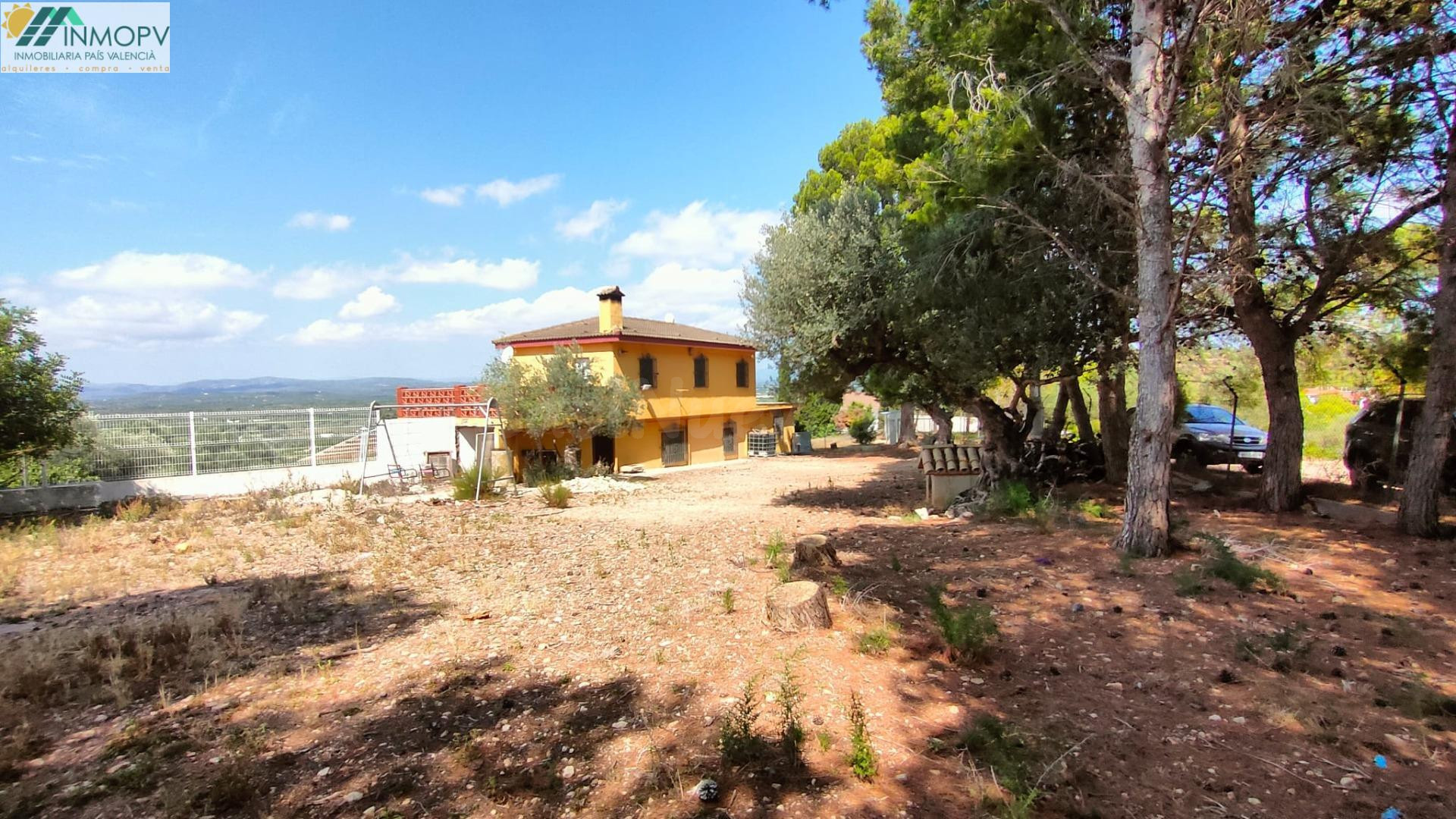 SE VENDE CHALET CON 2200 M2 DE PARCELA URBANA EN LA ERMITA DE VINARÒS!