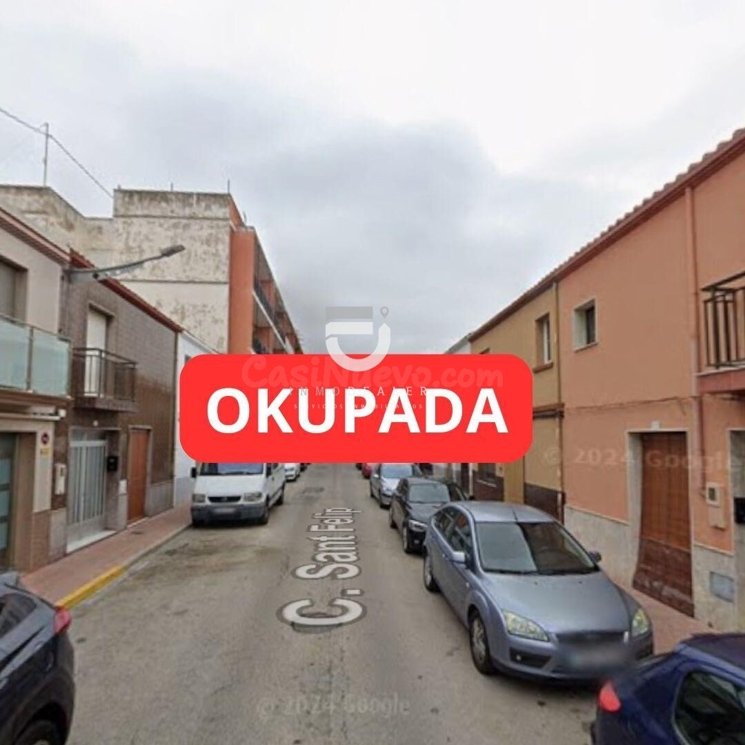 Casa de pueblo okupada en Piles (Valencia)