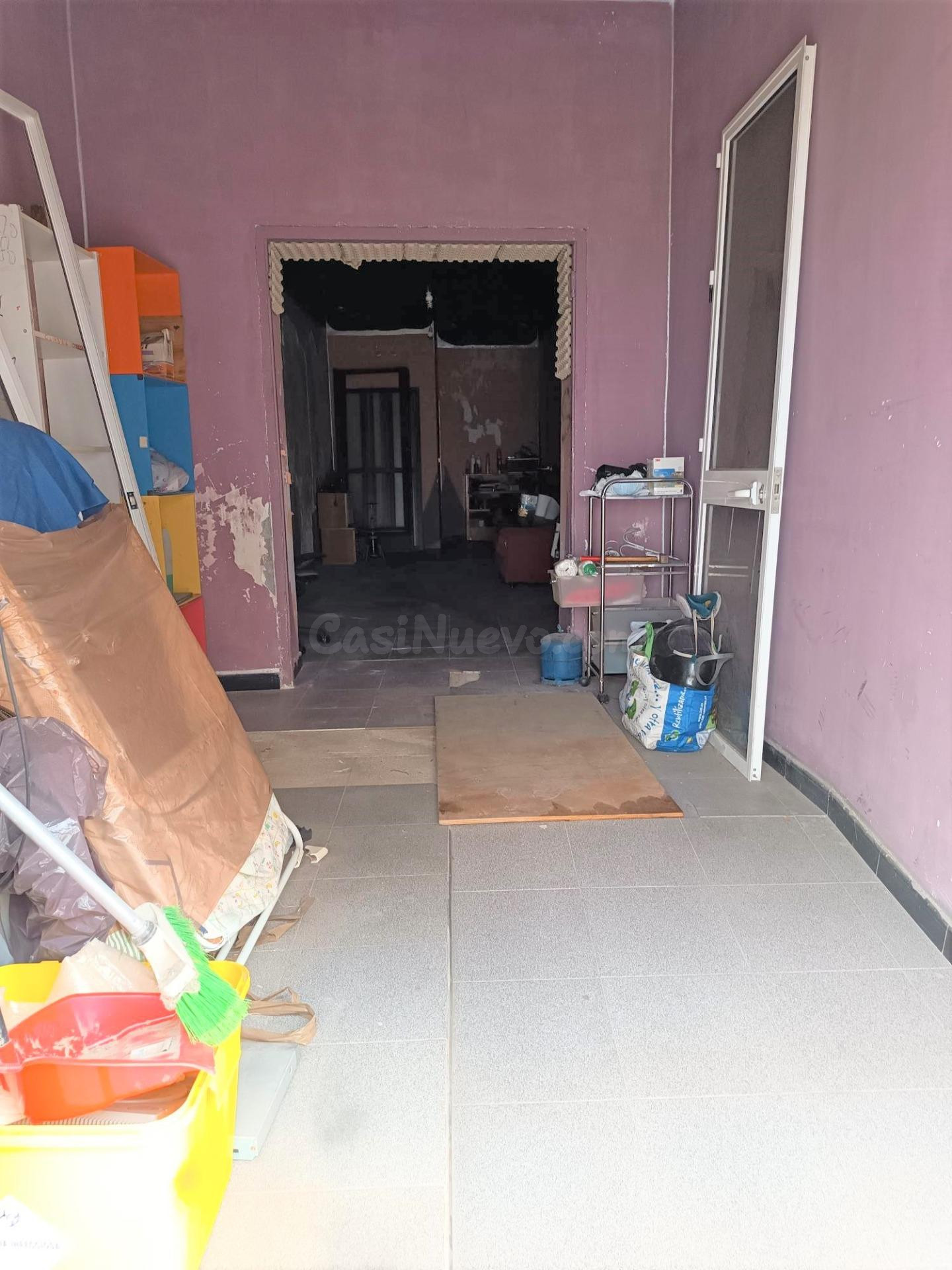 SE VENDE CASA DE CAMPO CON TERRENO Y GRAN PISCINA PARA DISFR - foto 4