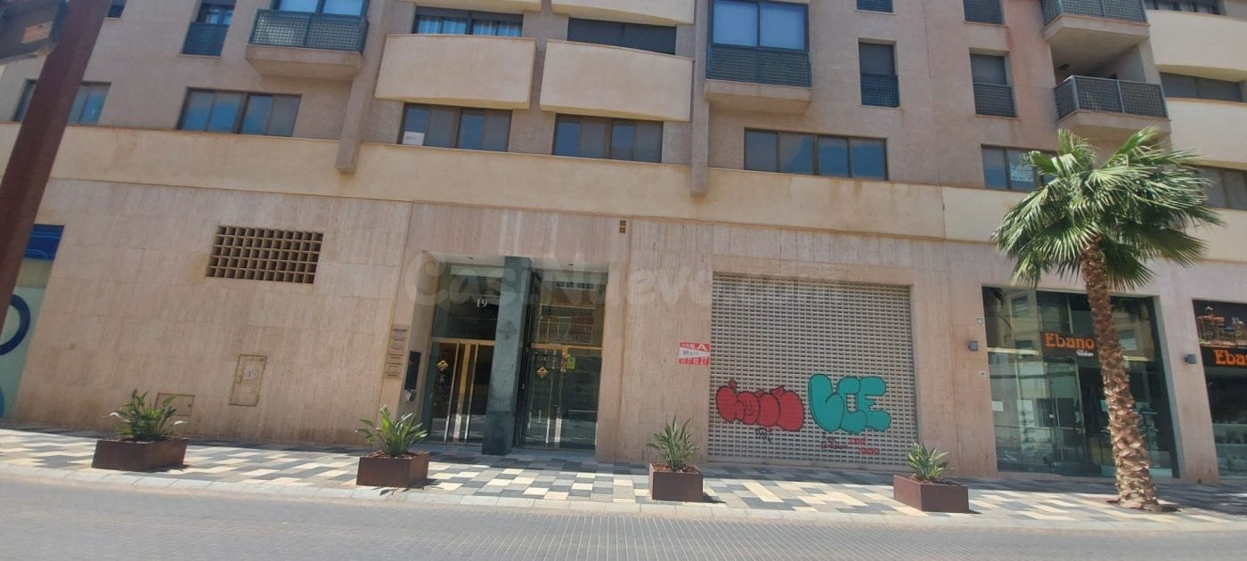 Oficina en venta en el centro de El Ejido