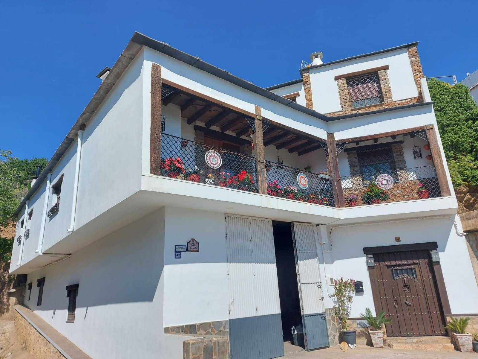 Casa rural 6 habitaciones en Bayárcal en alpujarra Almeriense