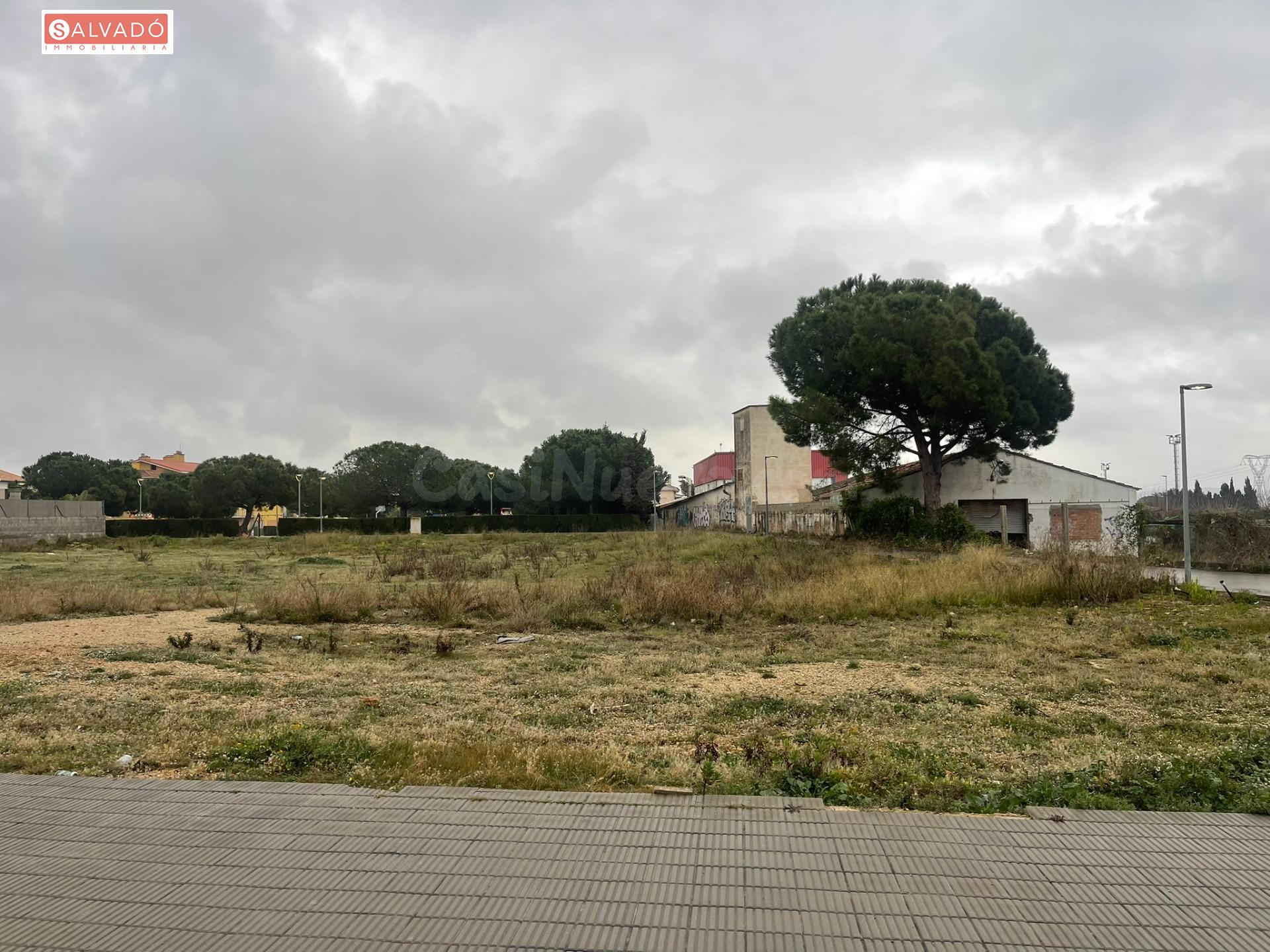 ¡PARCELA URBANA EN LLORENÇ DEL PENEDES! - foto 2