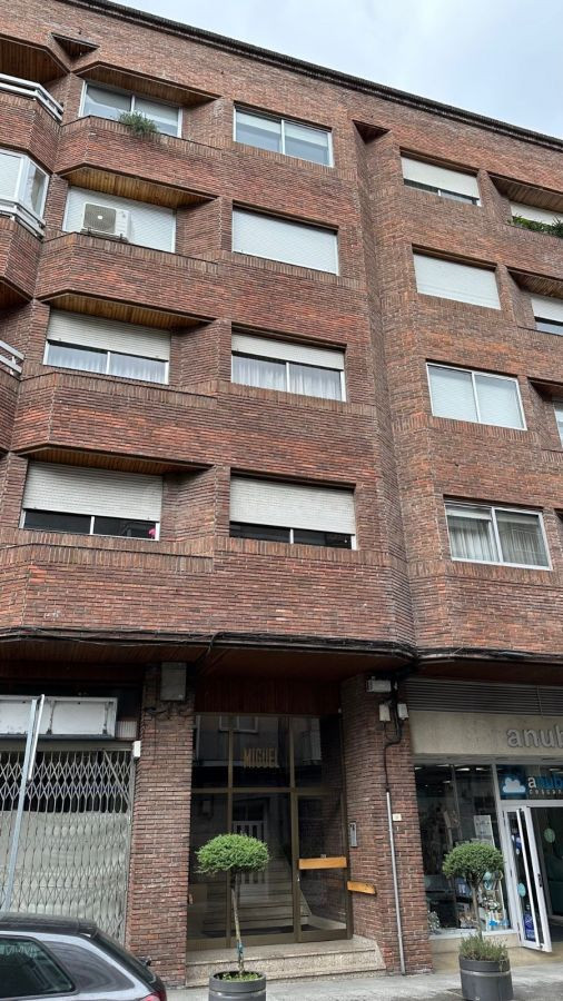 Vivienda a reformar en el centro de Ribadavia