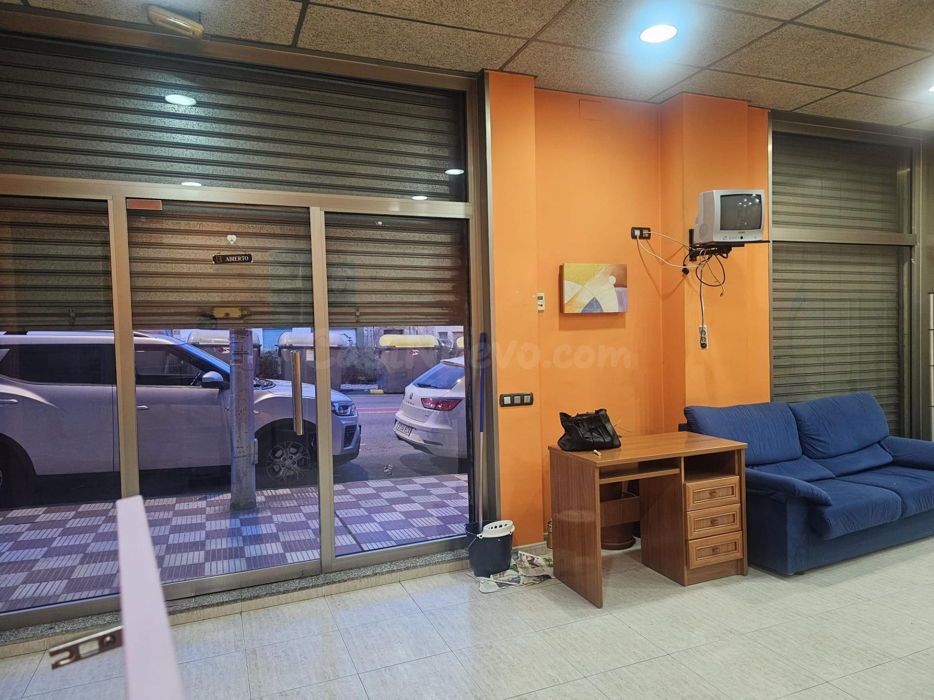 LOCAL DE 60M2 EN CAN COMELLES