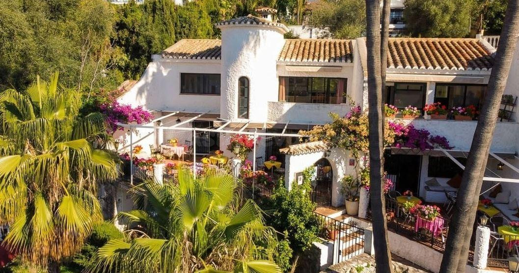 GRAN Oportunidad : gran local comercial con vivienda encima