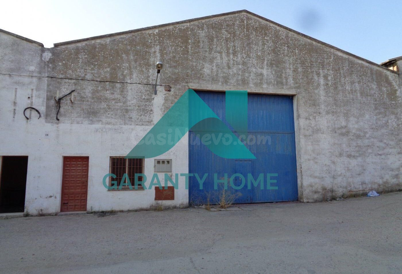 SE VENDEN DOS NAVES INDUSTRIALES EN CASAR DE CÁCERES