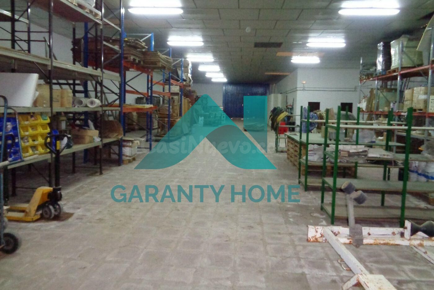 SE VENDEN DOS NAVES INDUSTRIALES EN CASAR DE CÁCERES - foto 2