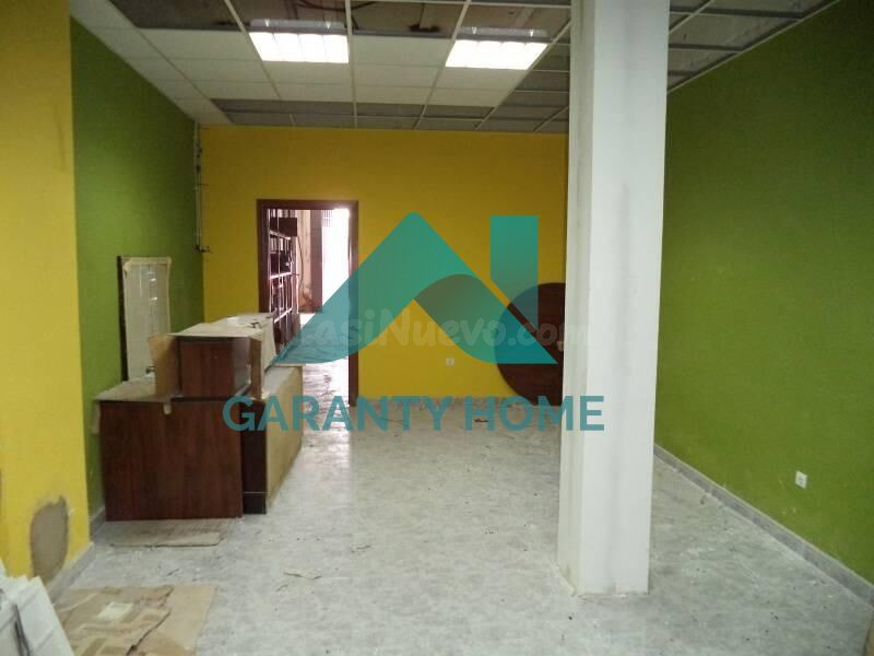 Se vende local en Avenida de Alemania