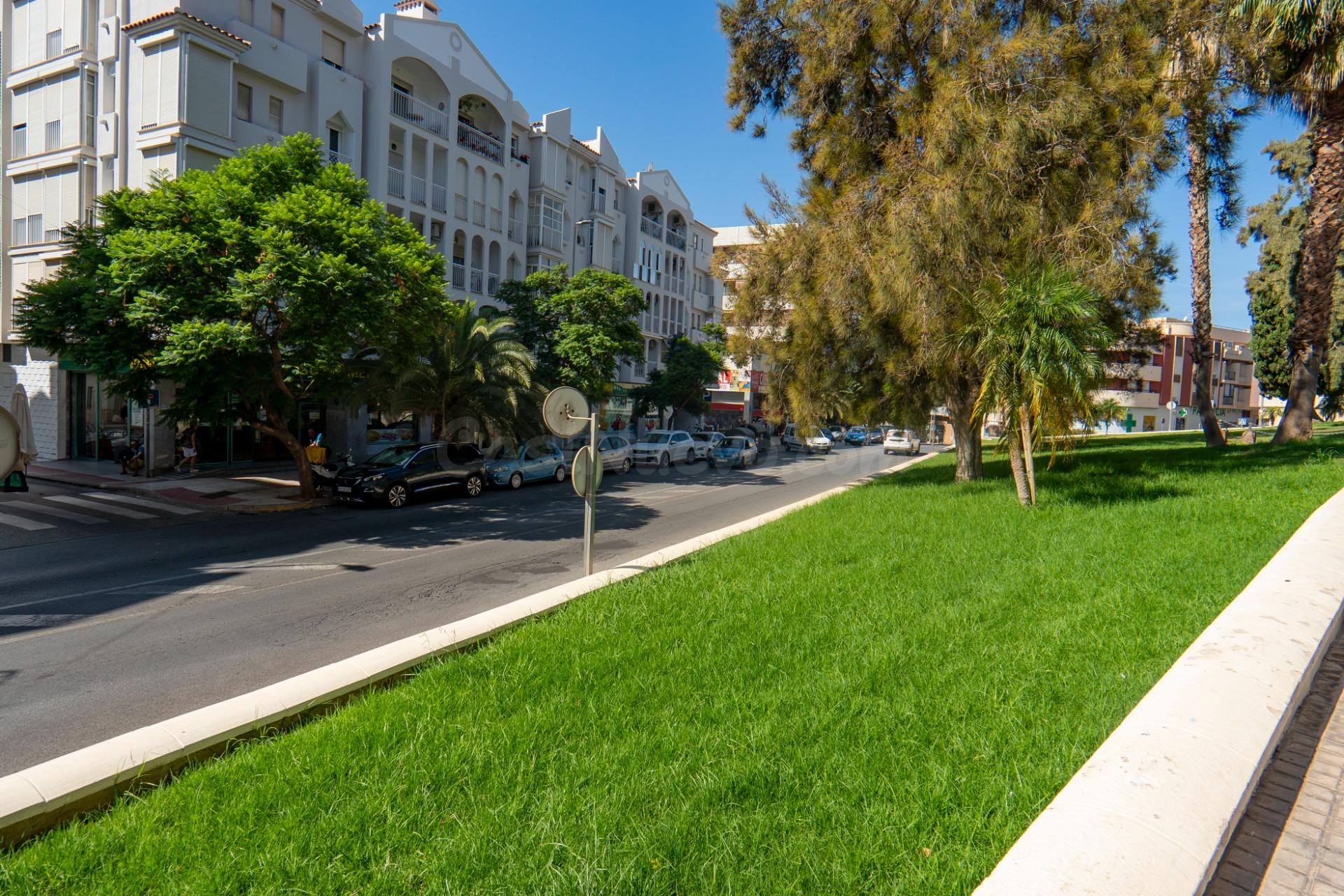 Gran local en Avenida La Marquesa de Esquilache
