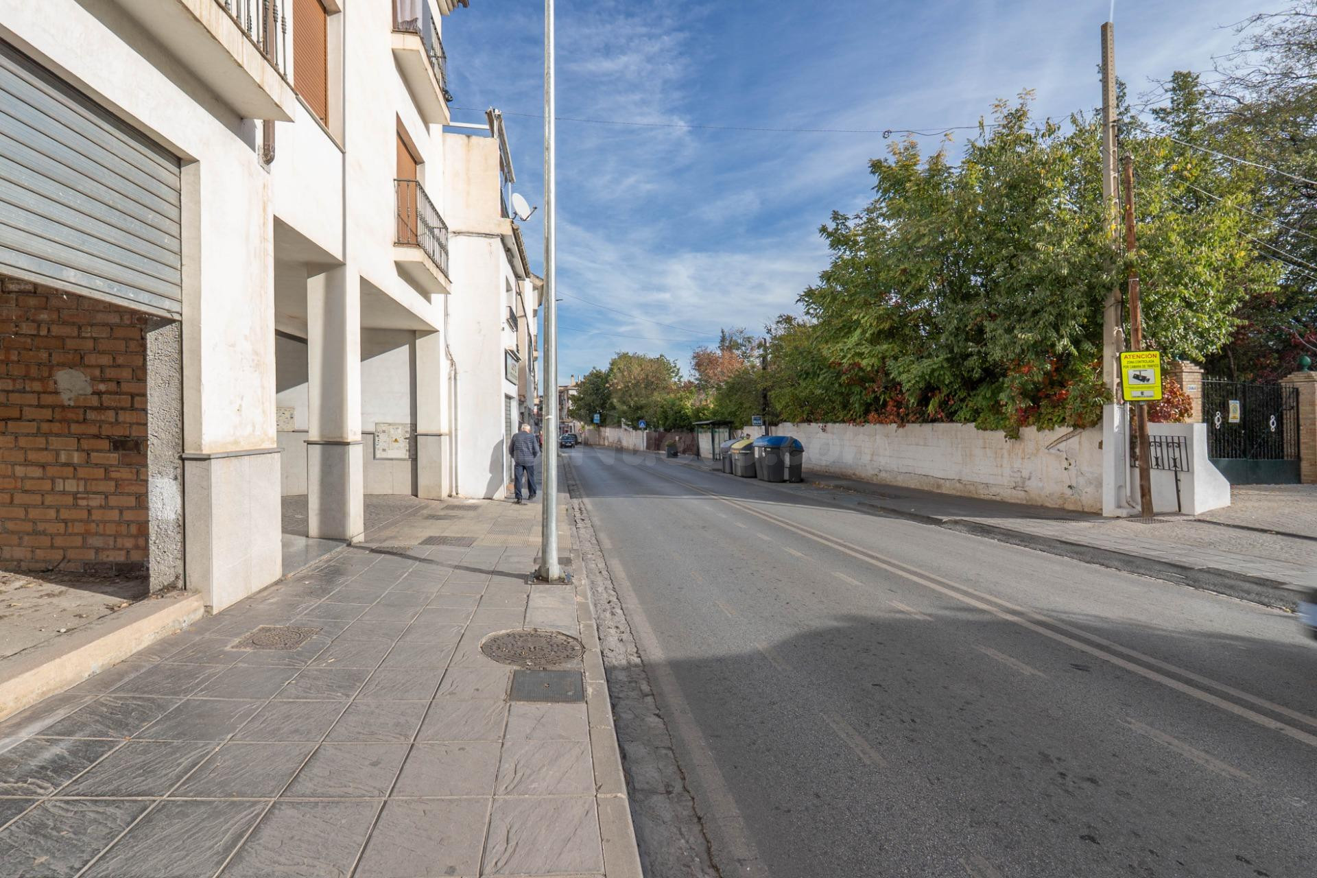 Local Comercial justo a Mercadona de Ogíjares. - foto 4