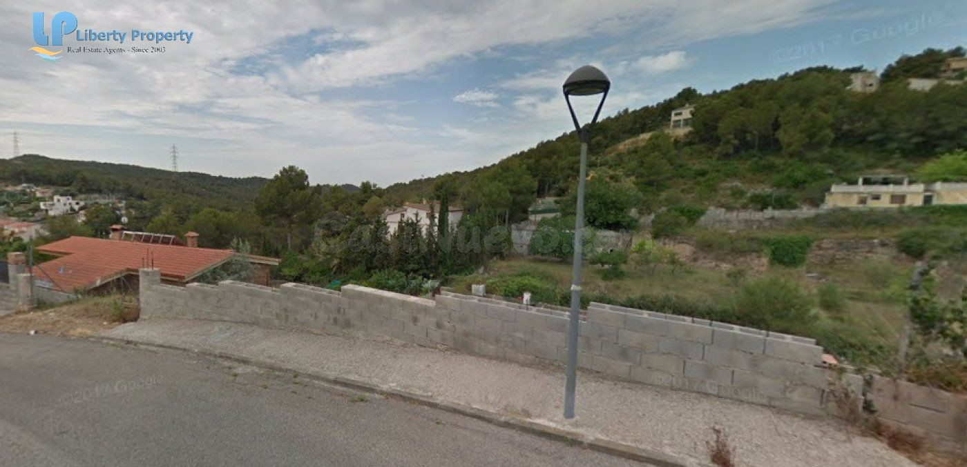 PARCELA EN COSTA CUNIT DE 894 M2