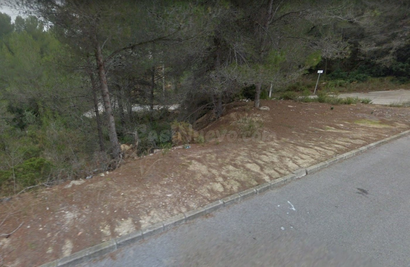 Parcela Esquinera de 876 m2 en Can Suria Olivella