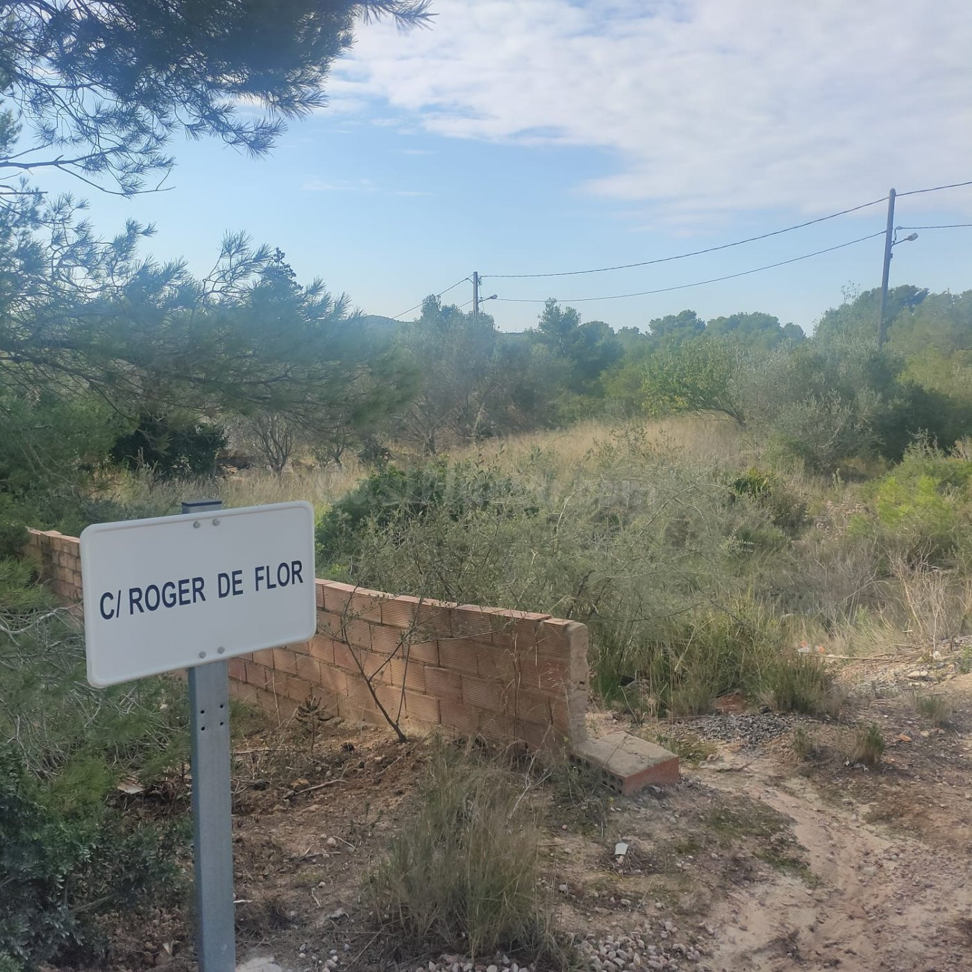 FANTÑSTICA PARCELA EN URB. MIRADOR DEL PENEDÑS EL MONTMELL