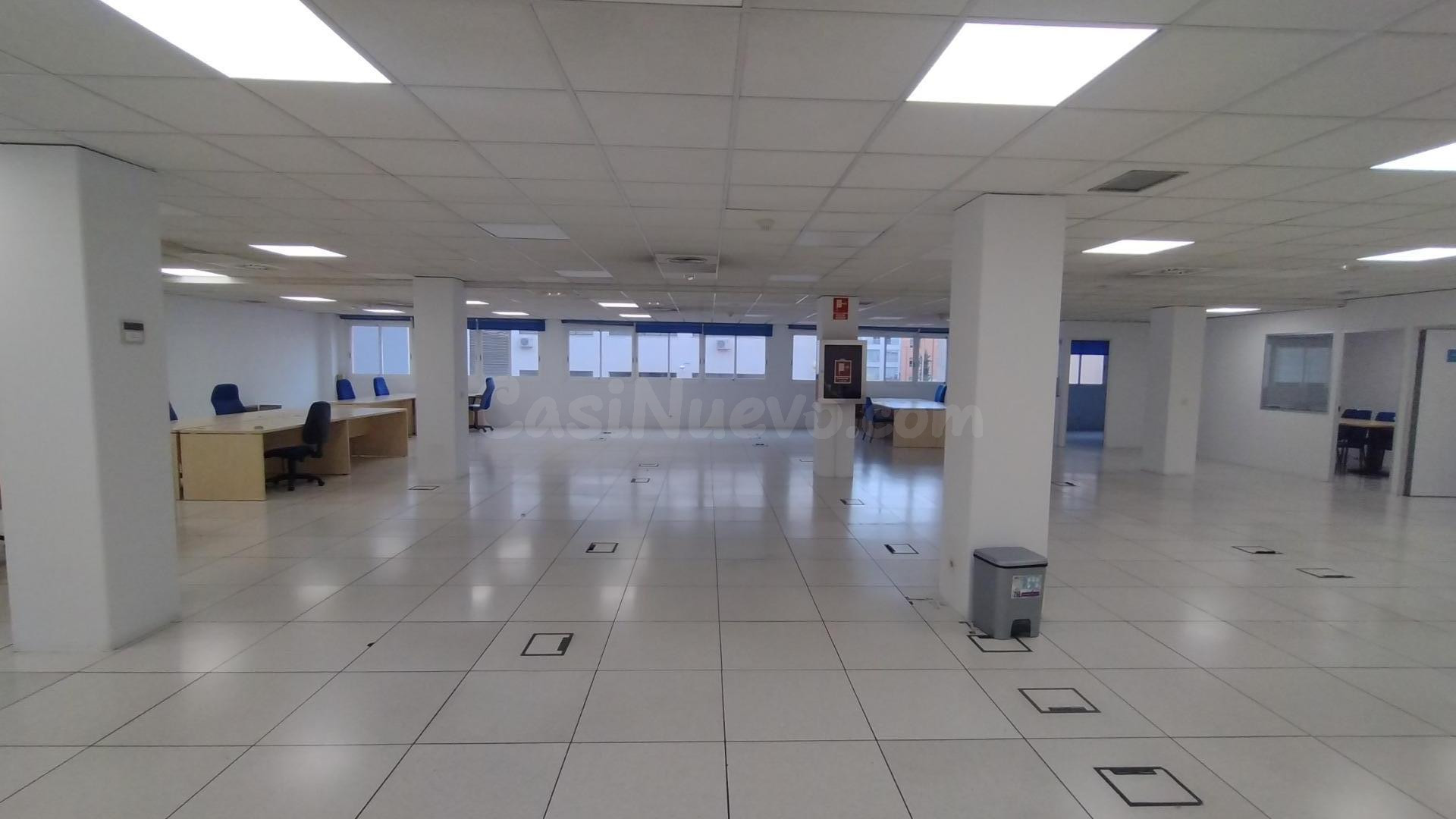 GRAN OFICINA EN ALQUILER ZONA GUINDALERA