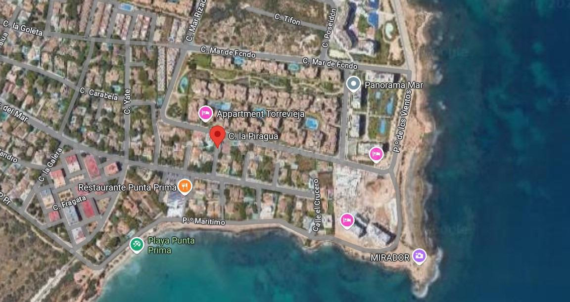 EL MEJOR CHALET DE PUNTA PRIMA. PRECIOSA VIVIENDA EN ESQUINA EN SEGUNDA LÍNEA DE PLAYA DE PUNTA PRIM