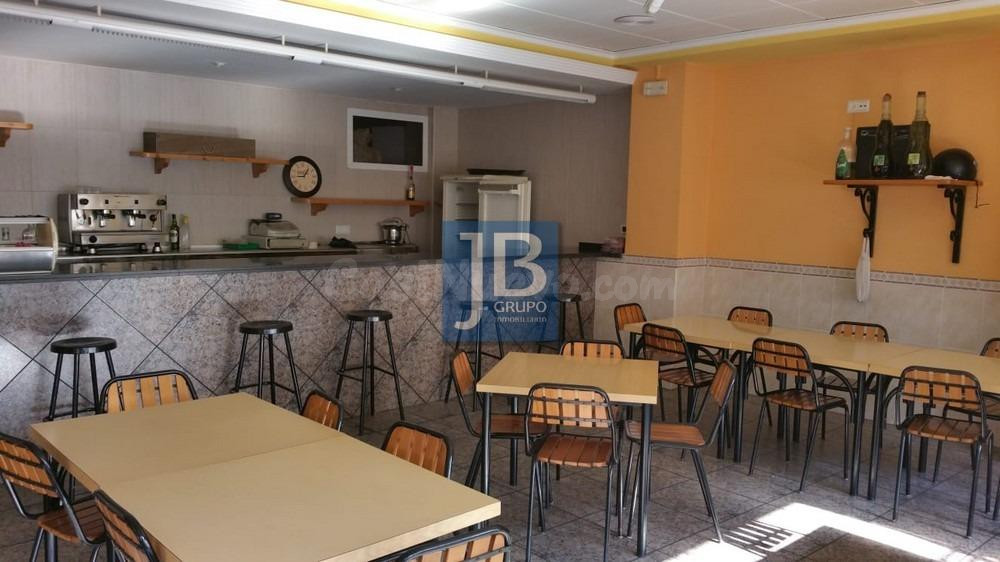 Local con posibilidad de hacer vivienda