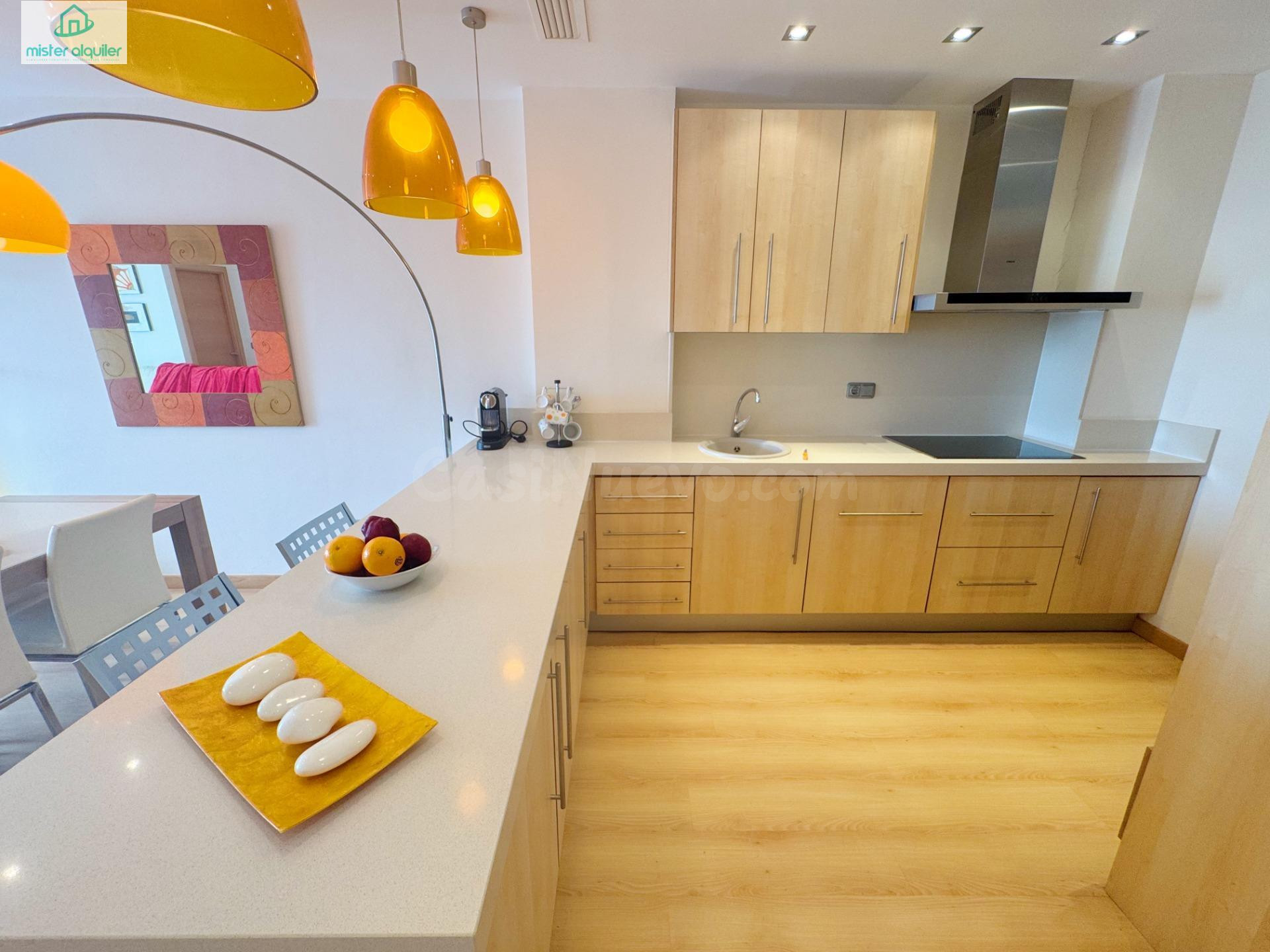 ELEGANTE APARTAMENTO JUNTO AL MAR EN LA URBANIZACIÓN GALLO ROJO, EL CAMPELLO - foto 2