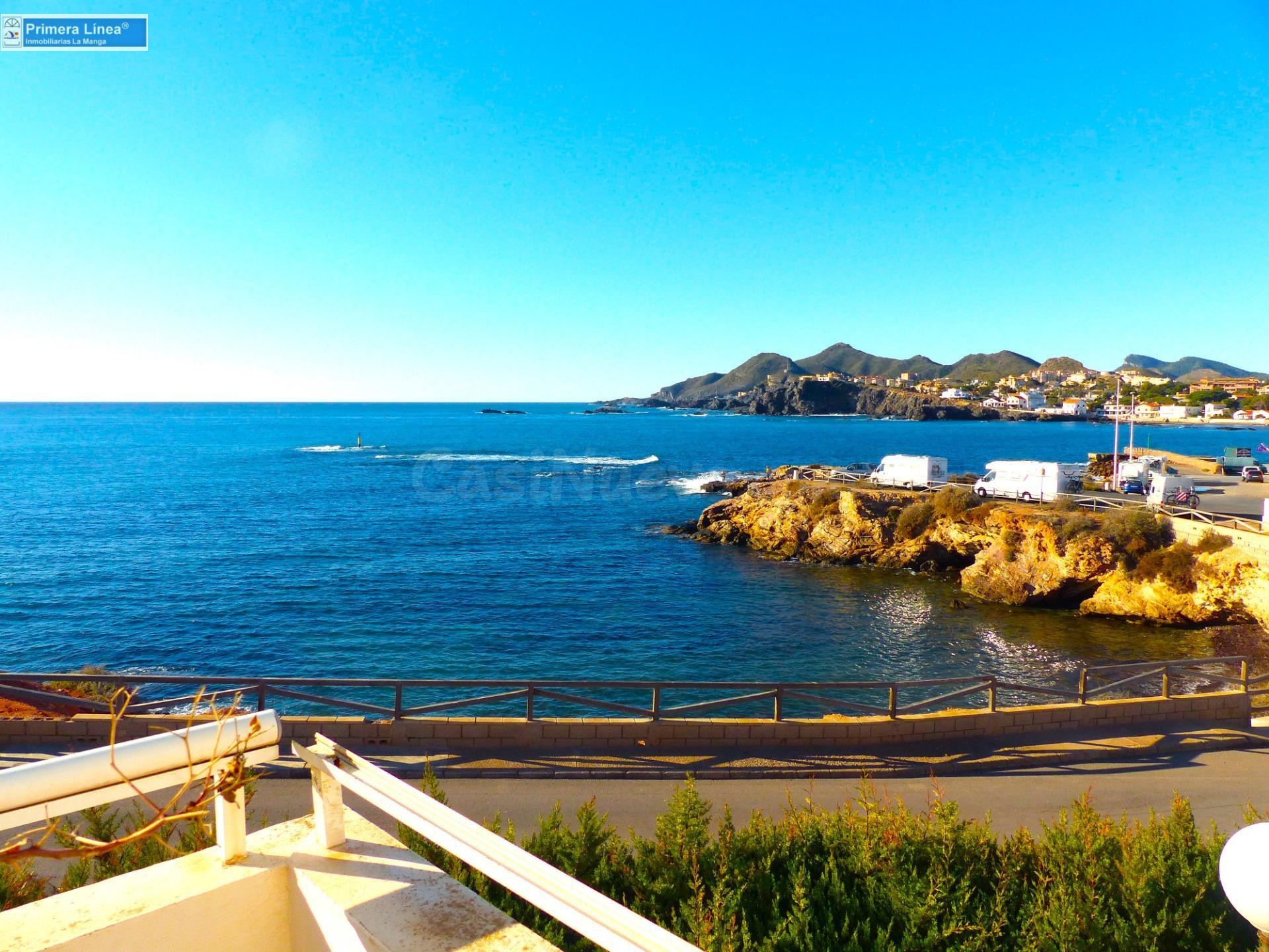 Venta de chalet en 1º línea en Cabo de Palos
