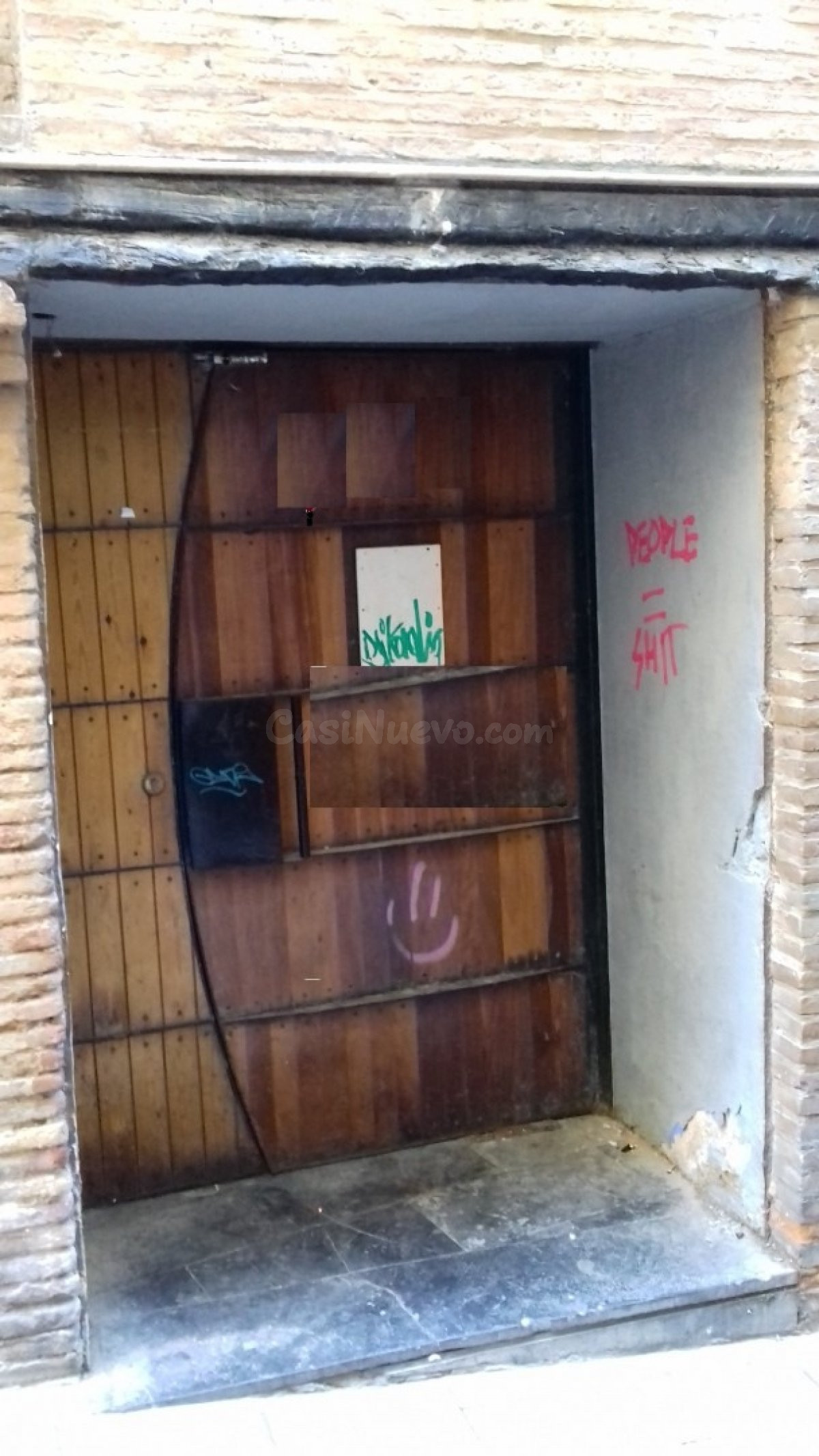 Alquiler de amplio bar en zona de bares de Tarazona.