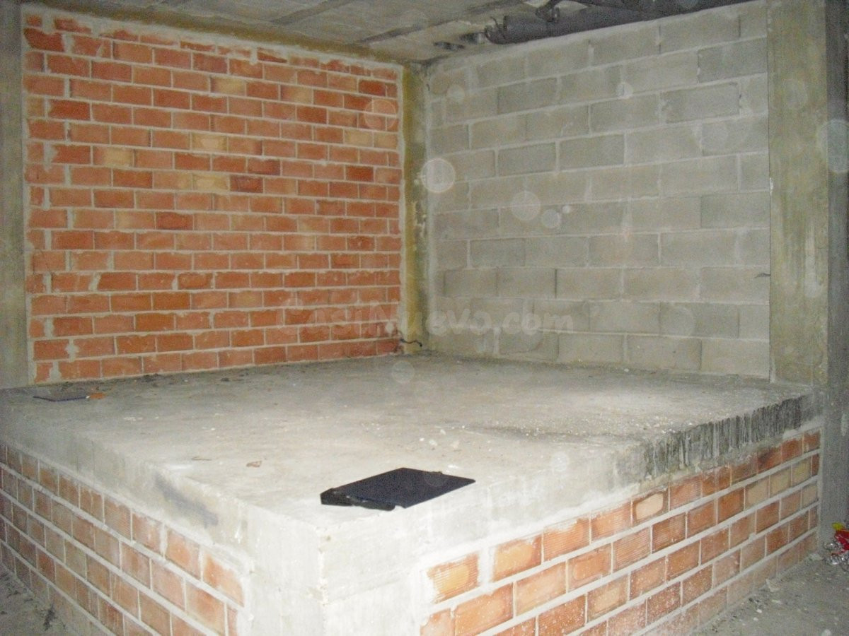 SE VENDE LOCAL PARA CUALQUIER TIPO DE NEGOCIO