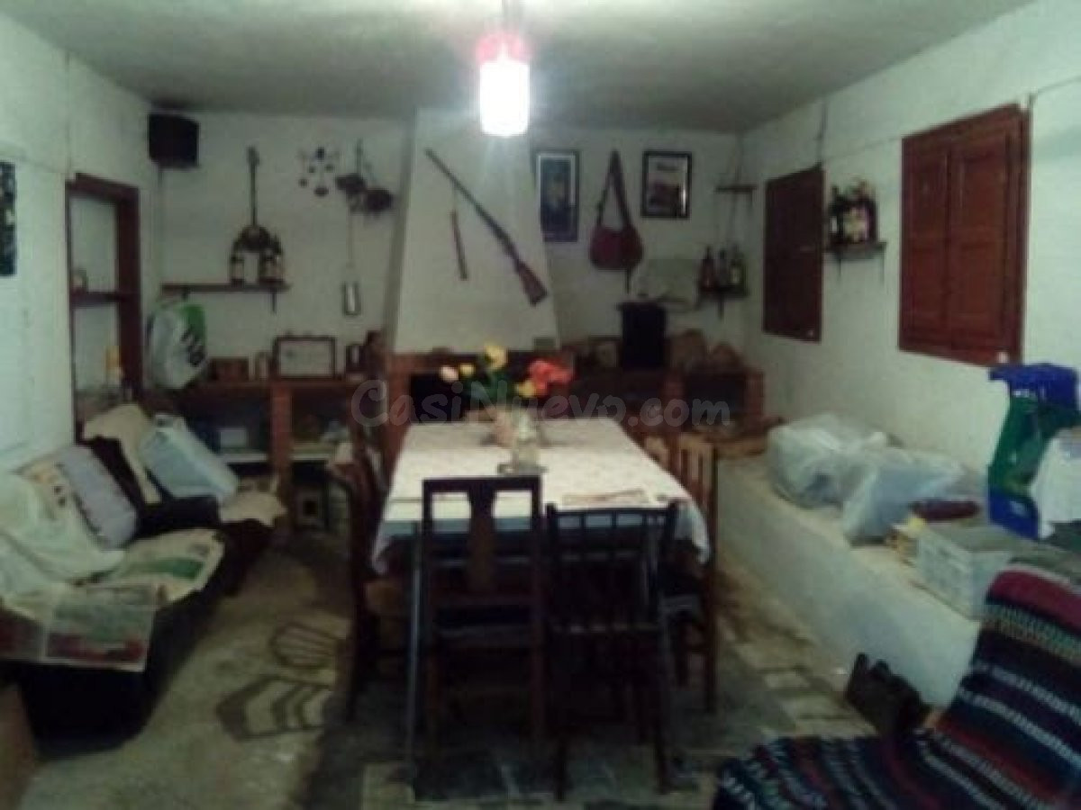 VENTA DE CASA EN AGÓN - foto 3