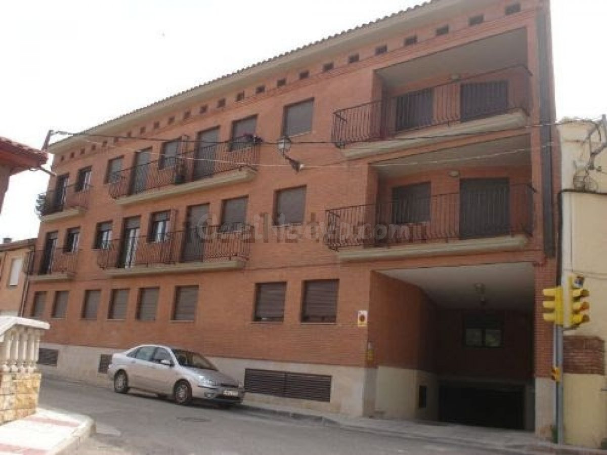 SE VENDE PISO EN MUY BUEN ESTADO EN MAGALLON