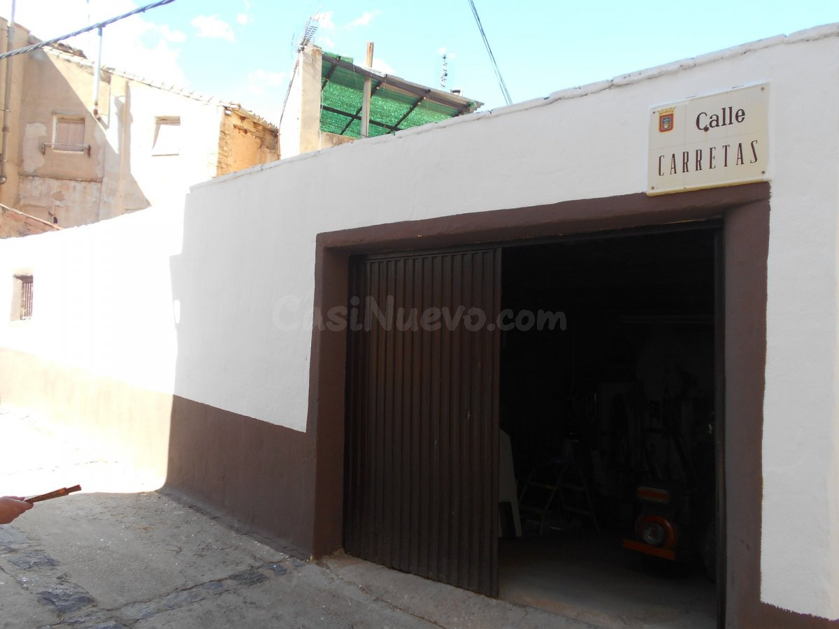SE VENDE GARAJE Y BODEGA EN SAN MIGUEL