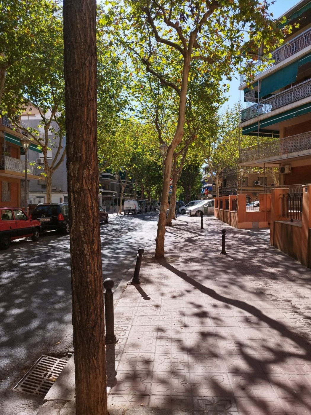 COCHERA EN VENTA EN SANTA ROSA (LOS ÁRBOLES)