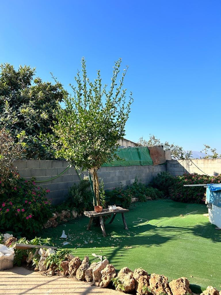 CASA TIPO RÚSTICA CON TRES APARTAMENTOS INDEPENDIENTES CON M - foto 4