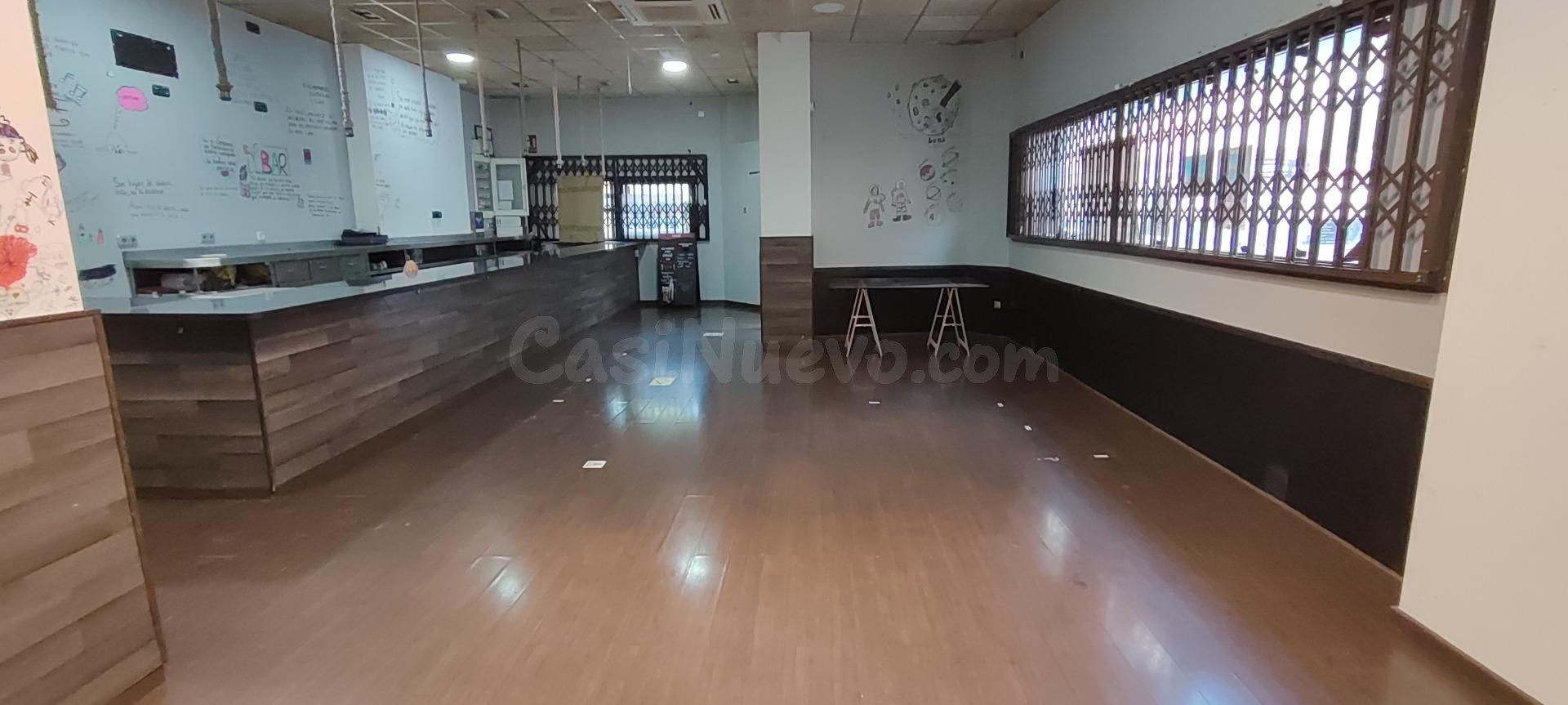 Cafetería con licencia de terraza en Alicante - La Florida