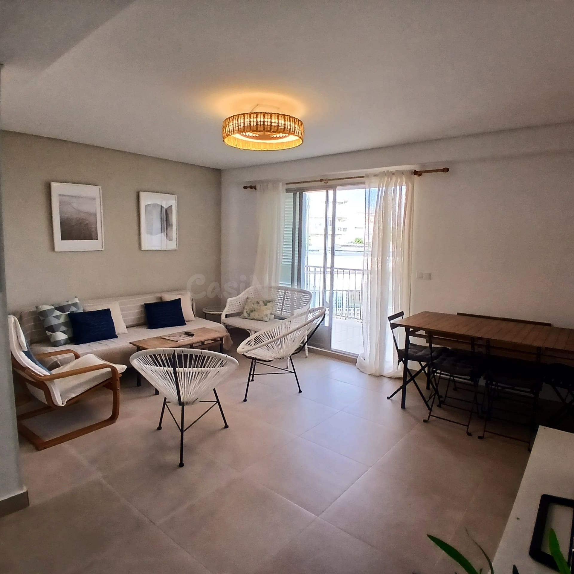 Exclusivo Apartamento Ducal en Primera Línea con Vistas al Mar