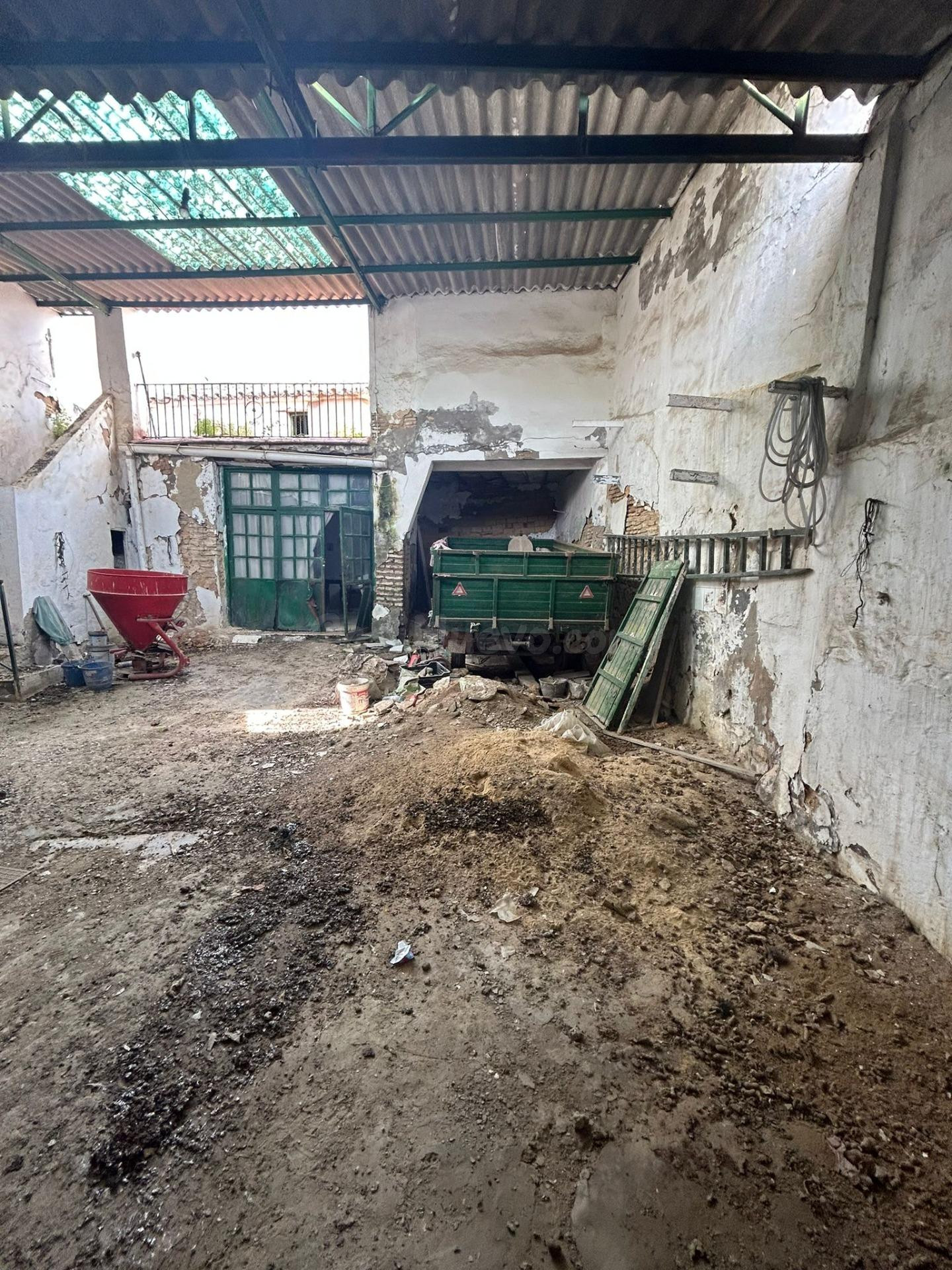 CASA PARA DERRIBAR/REFORMAR ZONA CÉNTRICA