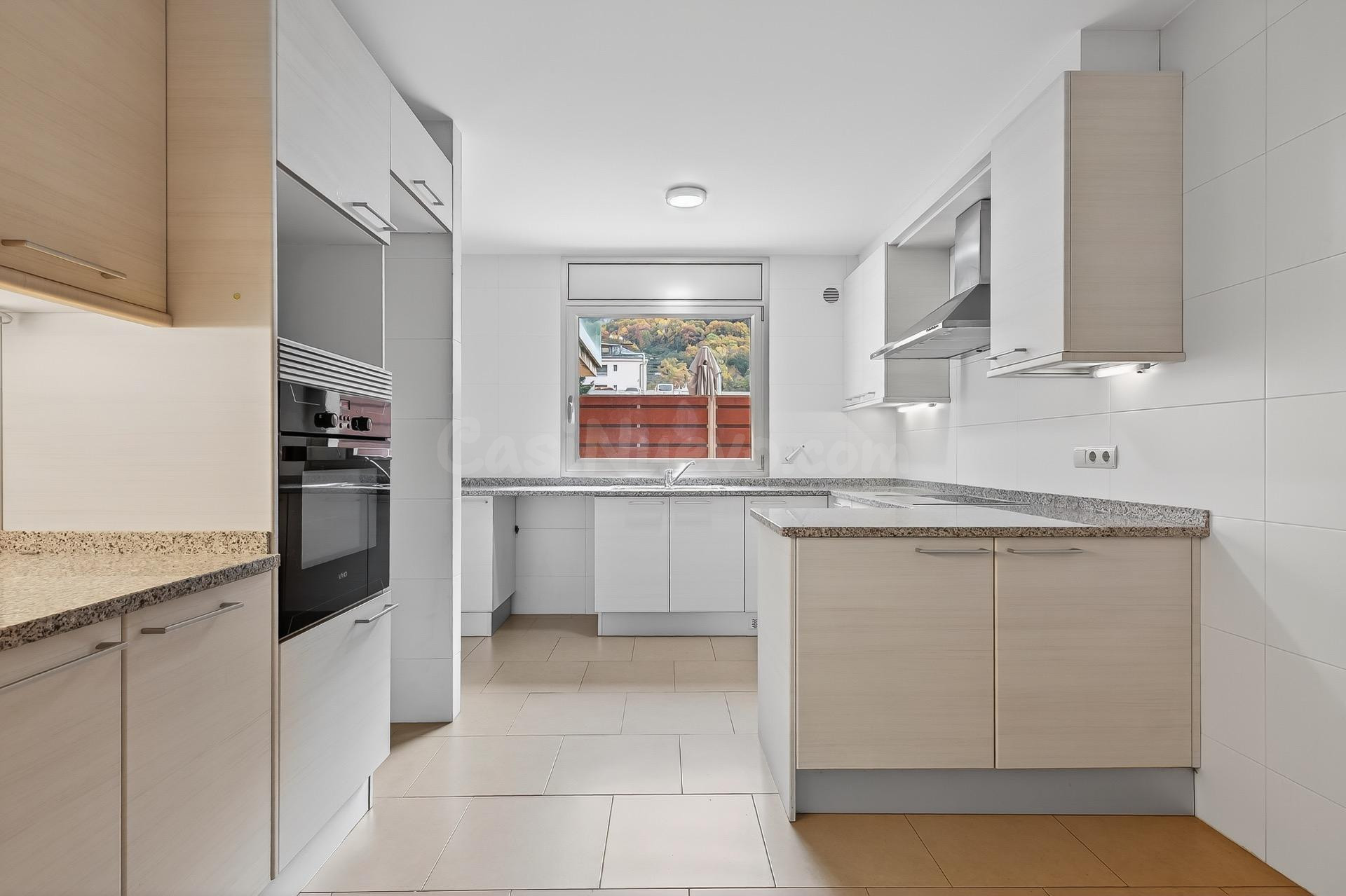 Piso en venta es Escaldes-Engordany con 105m2+30m2 de terraza - foto 5