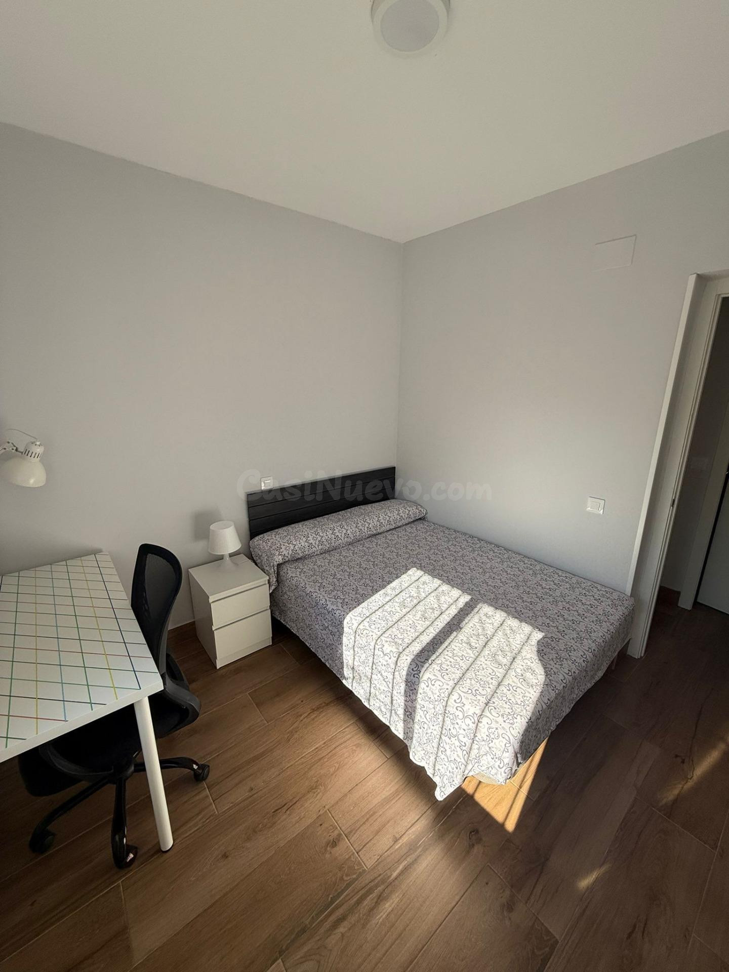 OPORTUNIDAD DE HABITACIÓN EN ALQUILER - foto 2