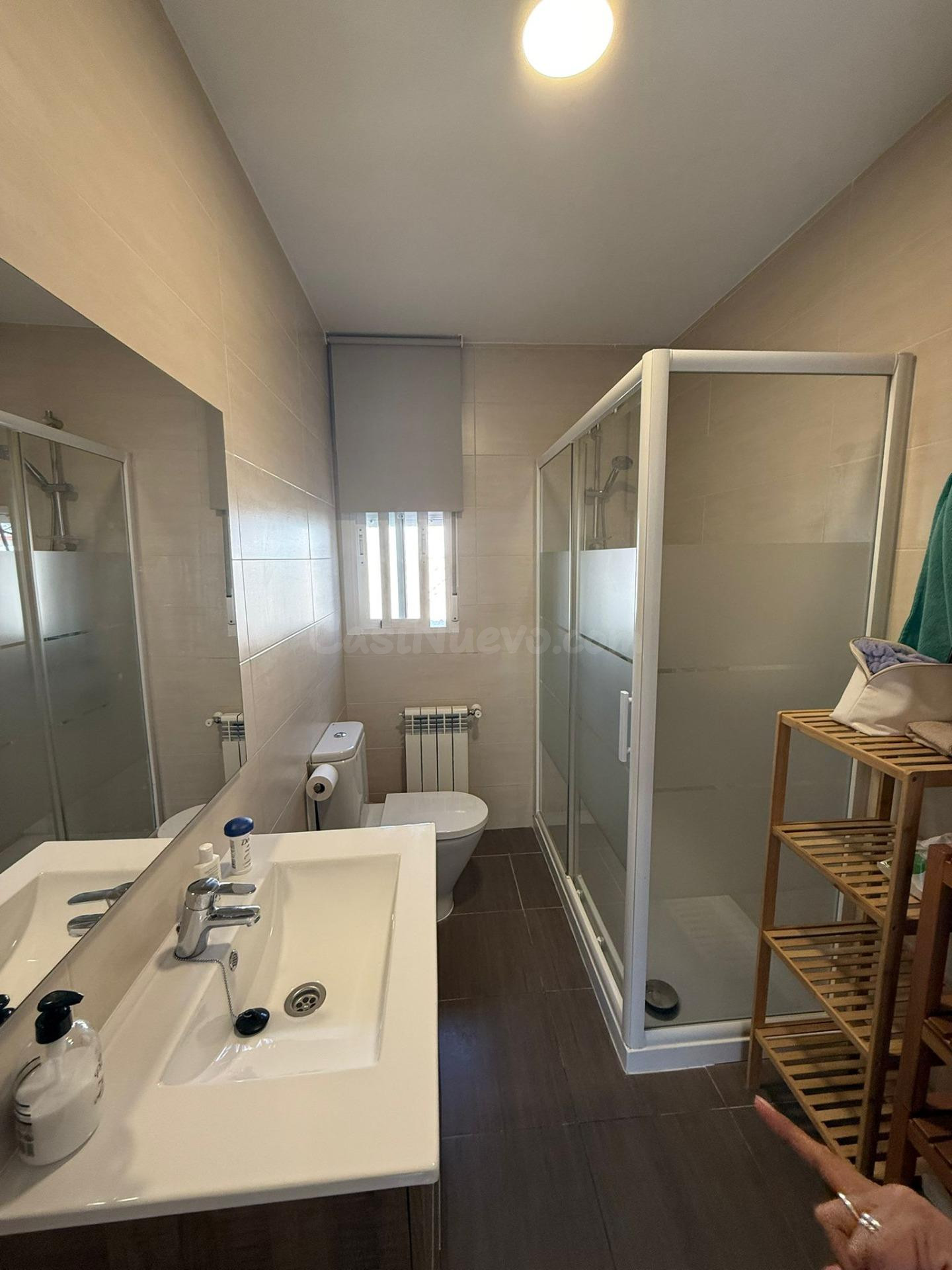 OPORTUNIDAD DE HABITACIÓN EN ALQUILER - foto 4