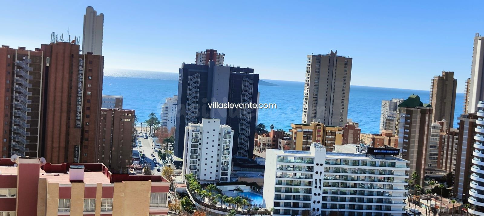 AMPLIO APARTAMENTO ZONA LLANA CON TODAS LAS COMODIDADES