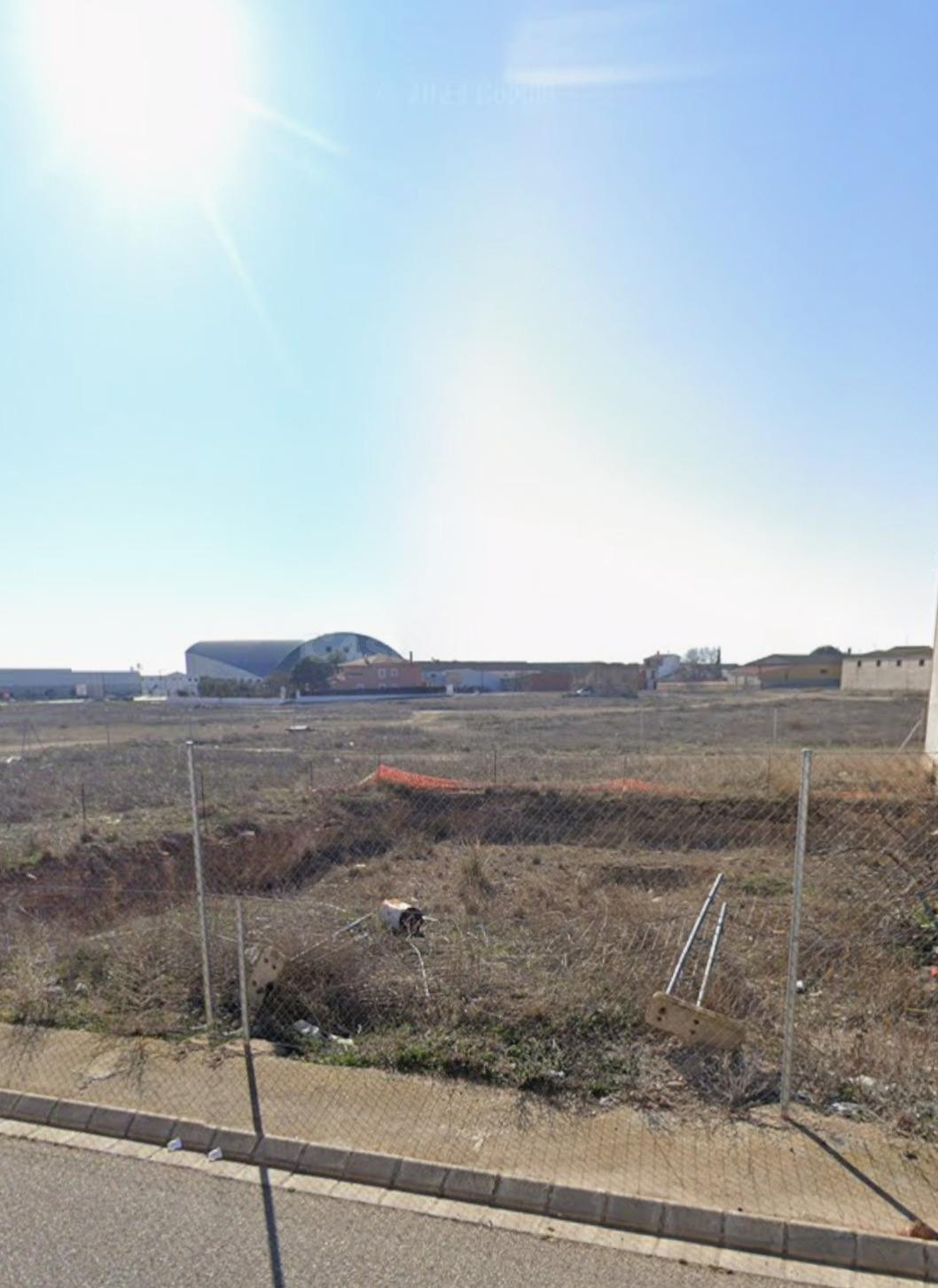 VENTA DE TERRENO CENTRICO EN BARRAX