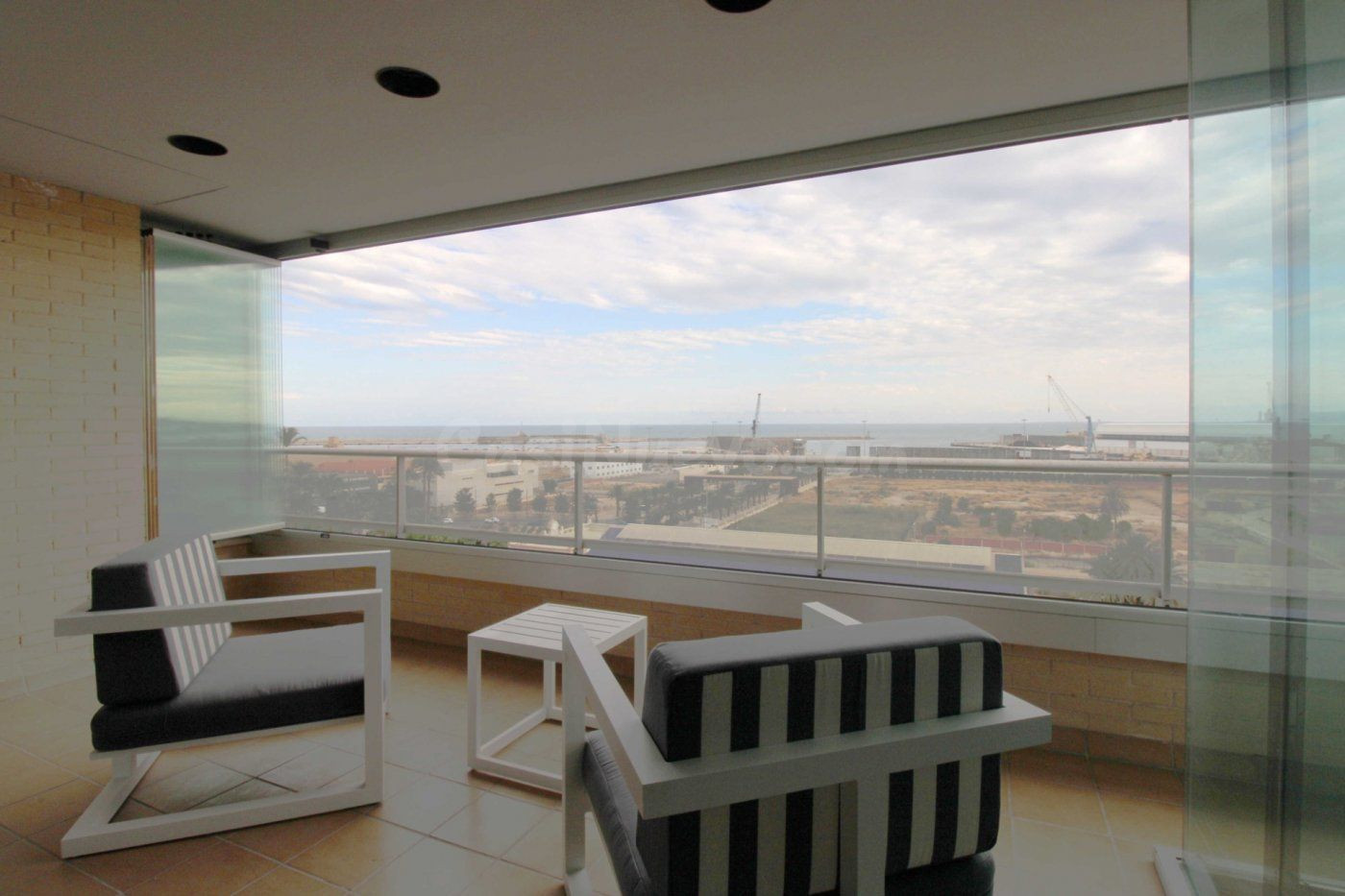 ATICO DE LUJO EN RESIDENCIAL OSCAR ESPLA ALICANTE - foto 2